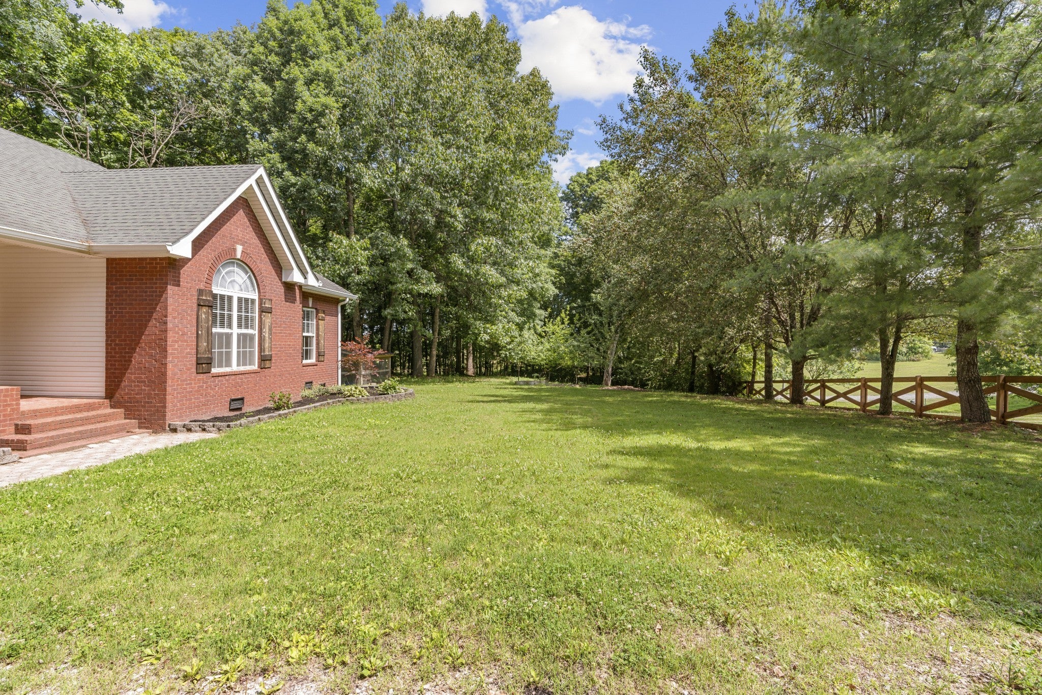 7339 Chowning Rd — photo