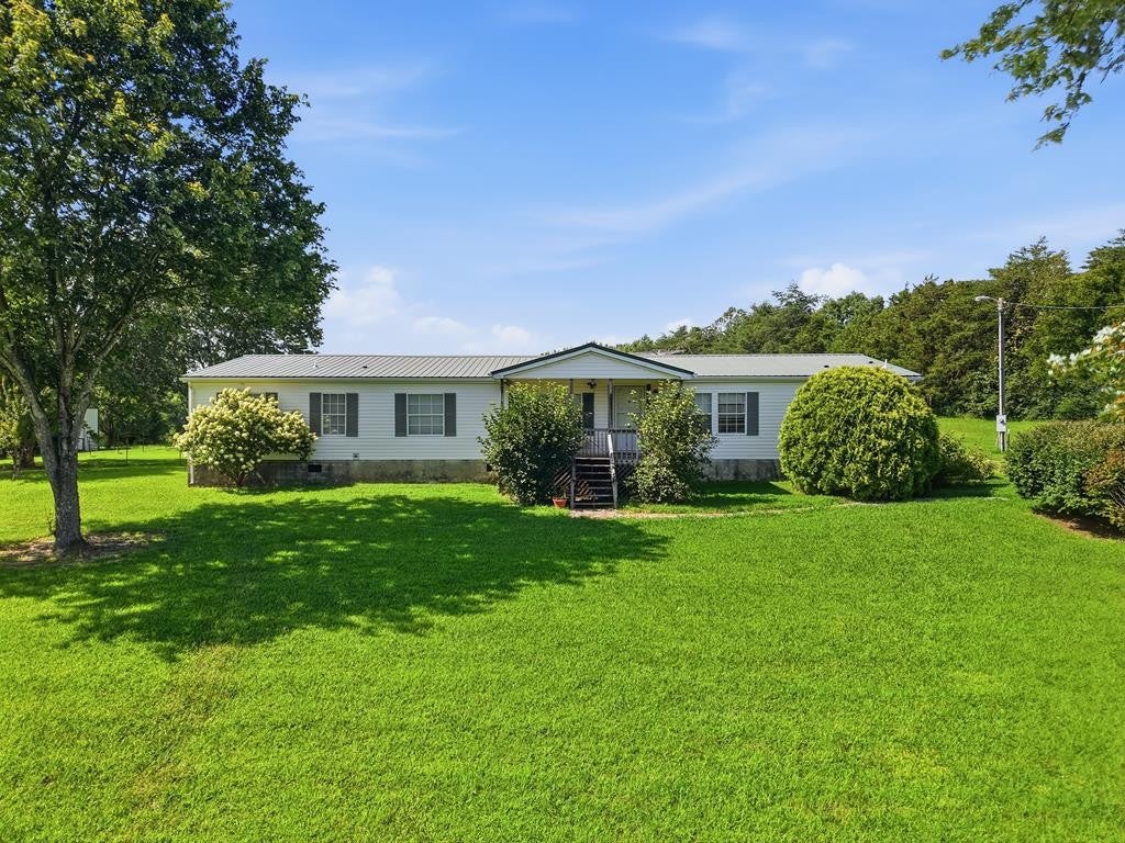 939 W Thomas Allen Rd — photo