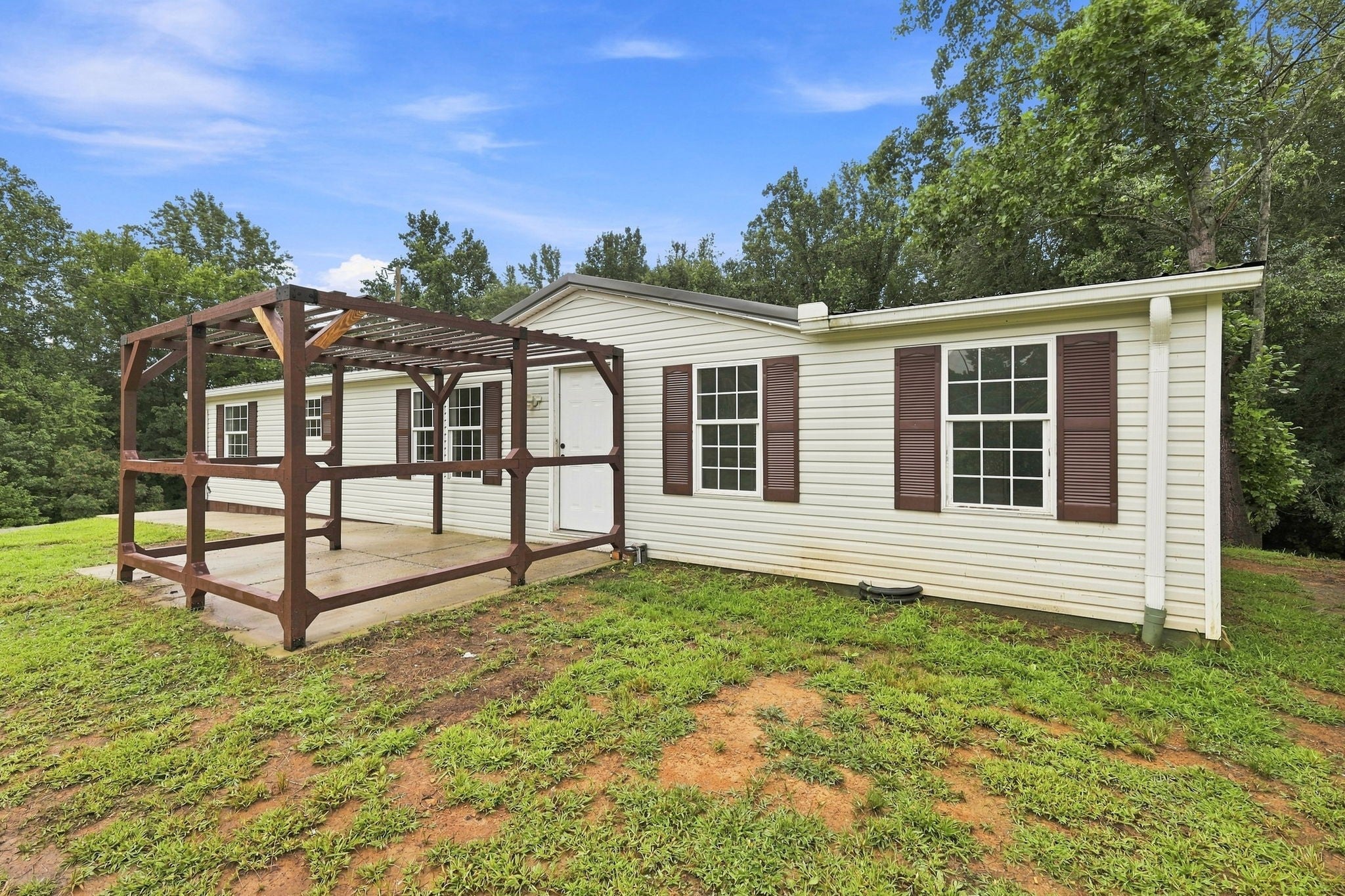 1019 Rob Newman Rd — photo