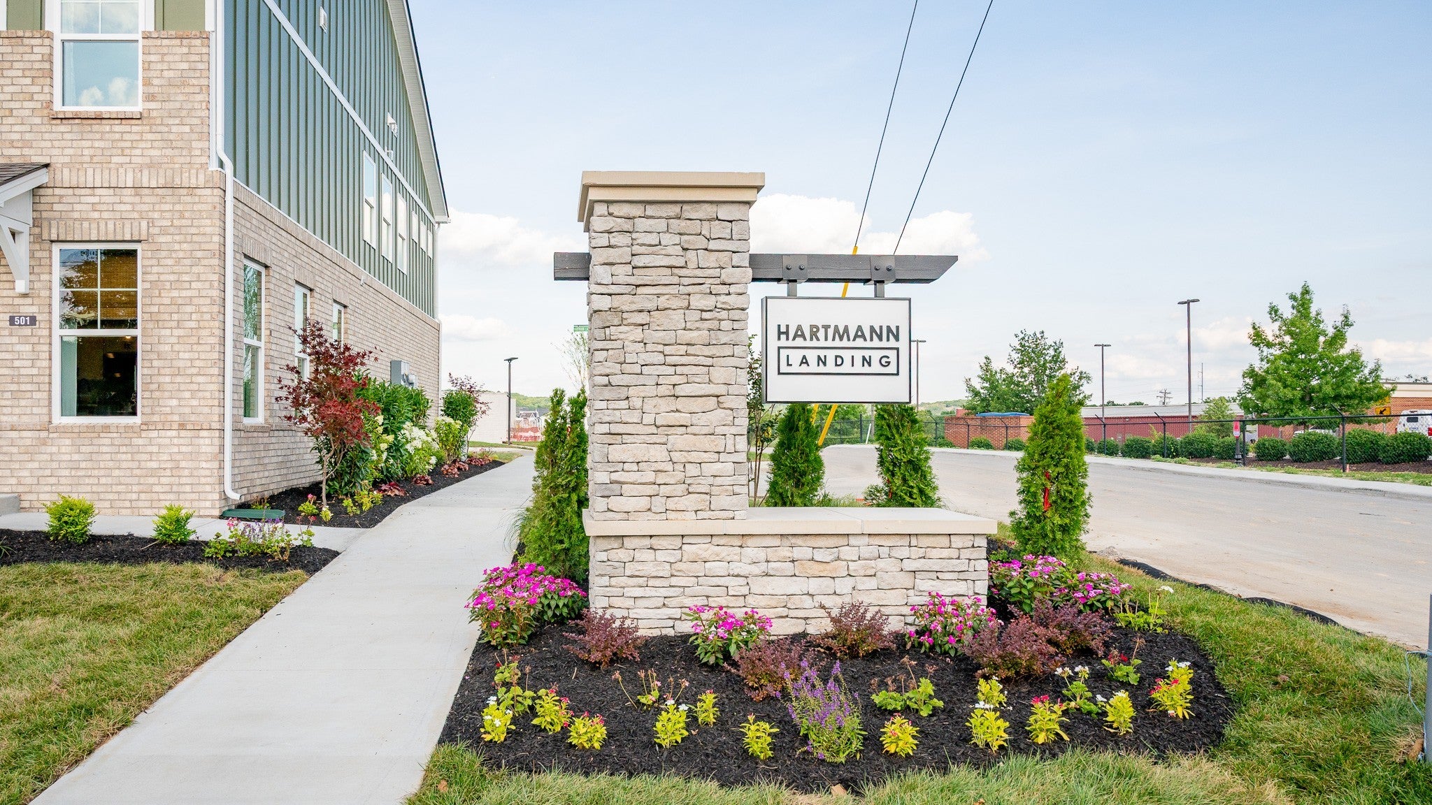513 Hartmann Landing Way — photo