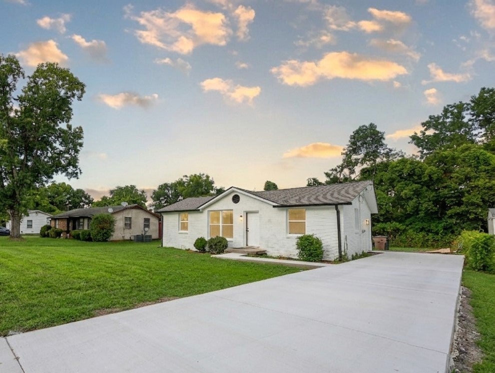 160 Haynes Park Dr — photo
