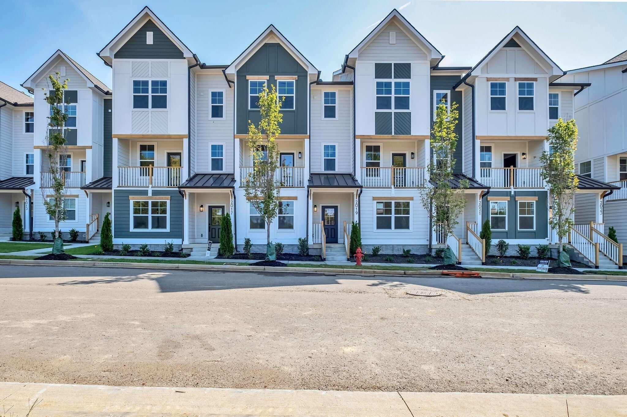2019 Maple View Ln — photo