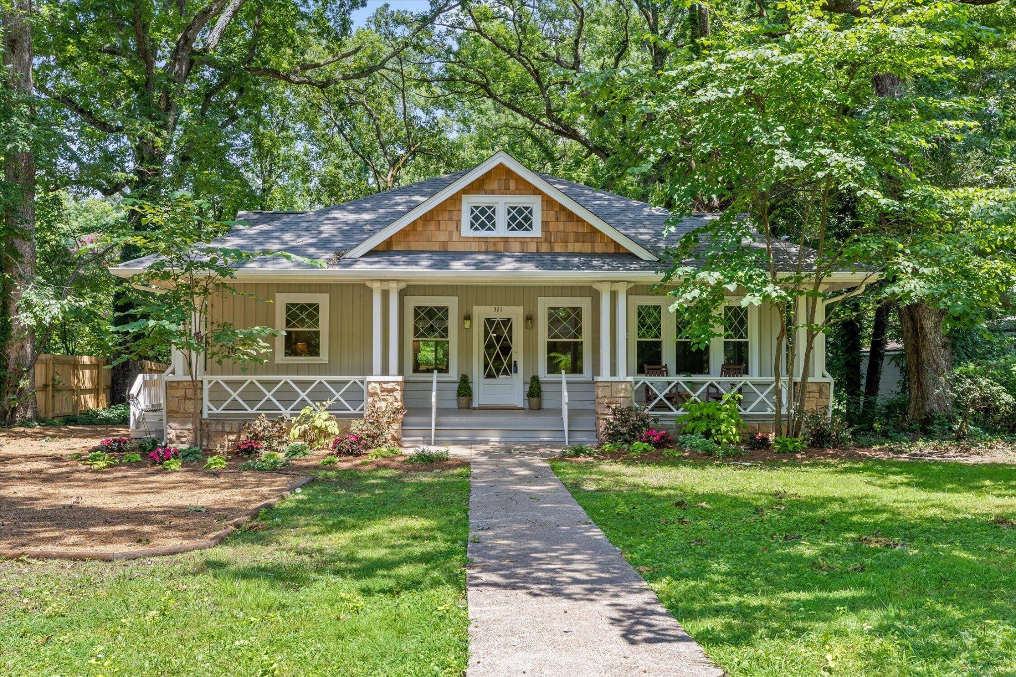 321 Signal Mountain Boulevard — photo