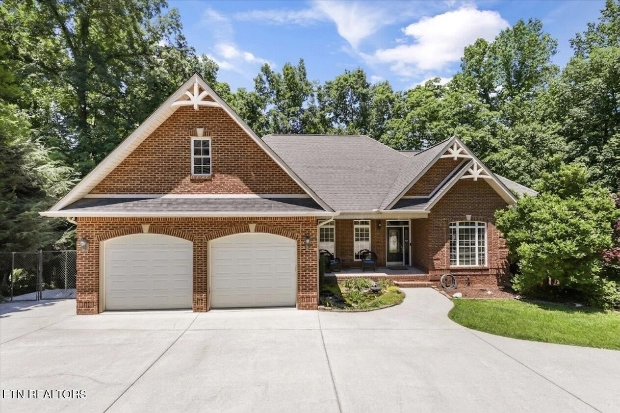 103 Winchester Circle — photo