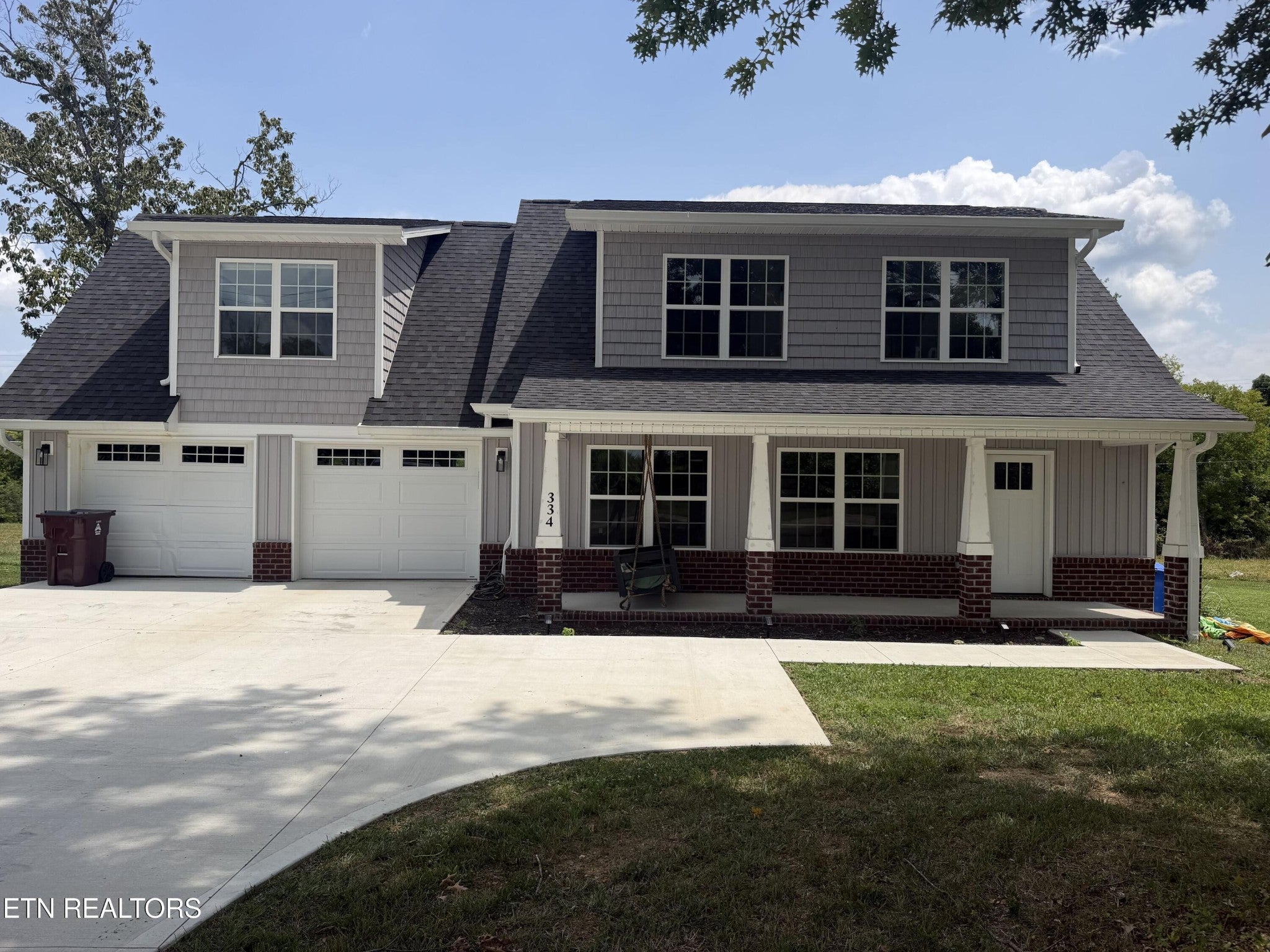 334 N Wright Rd — photo