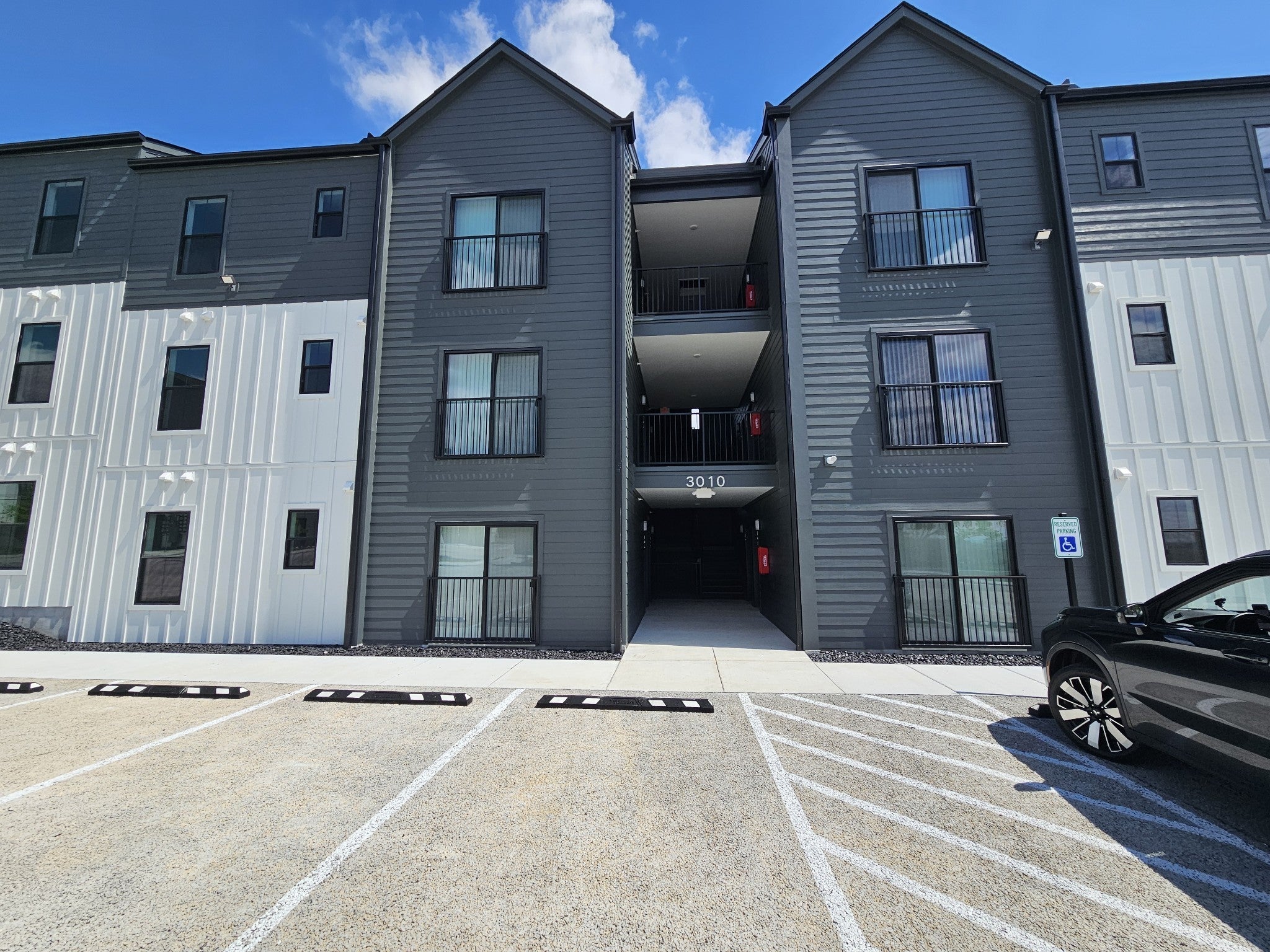 3010 Edwin Way 108 — photo