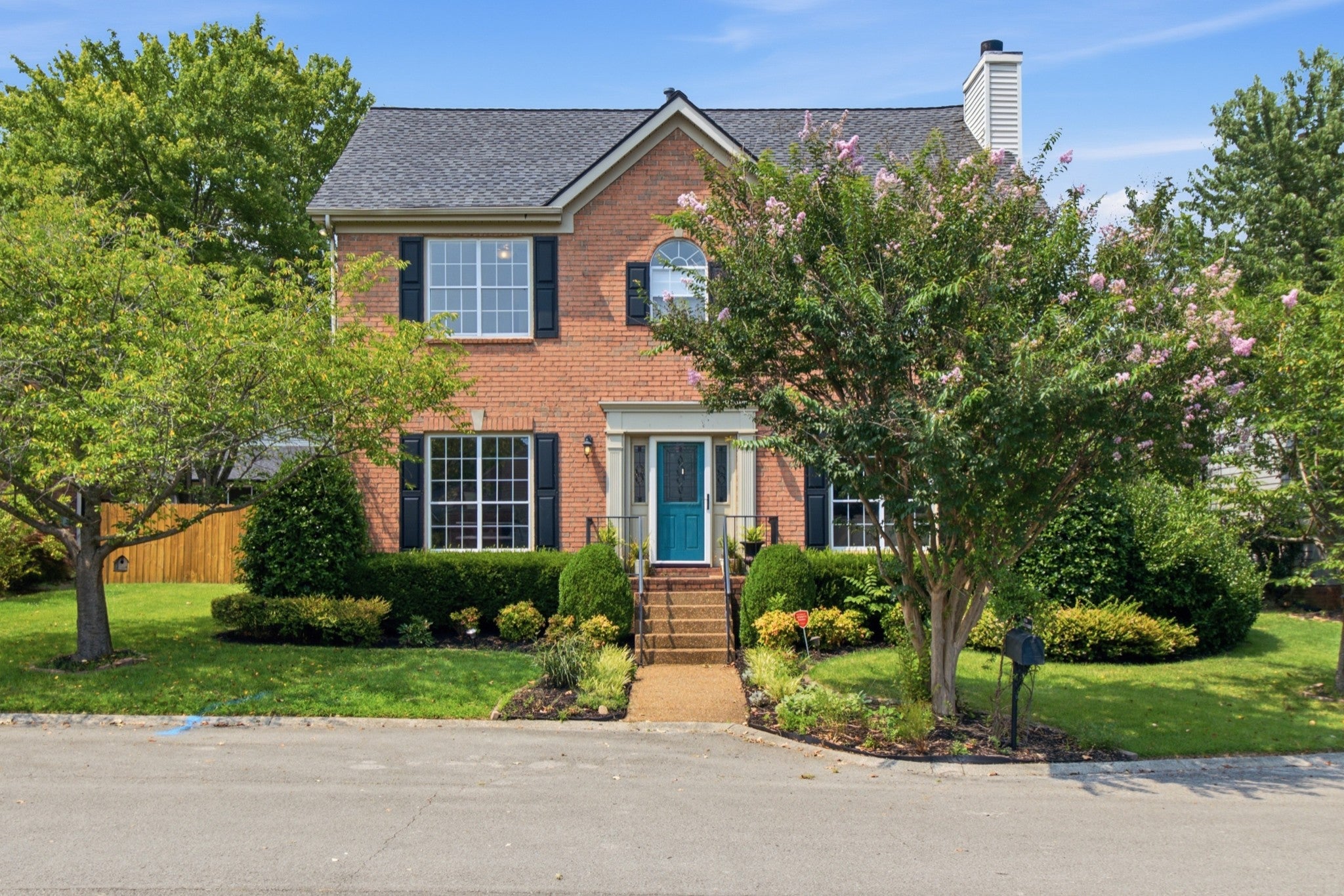 1804 Carrington Ct — photo
