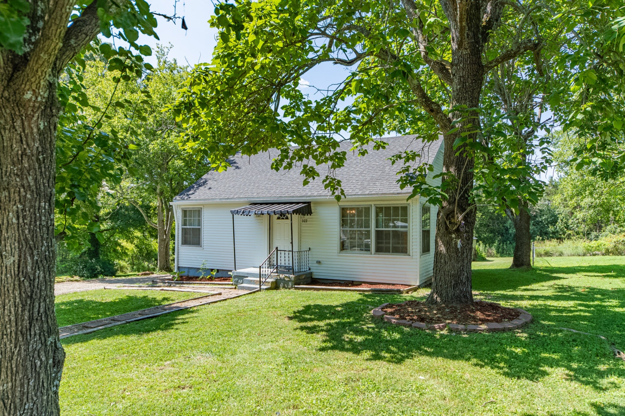 322 W Berkley Cir — photo