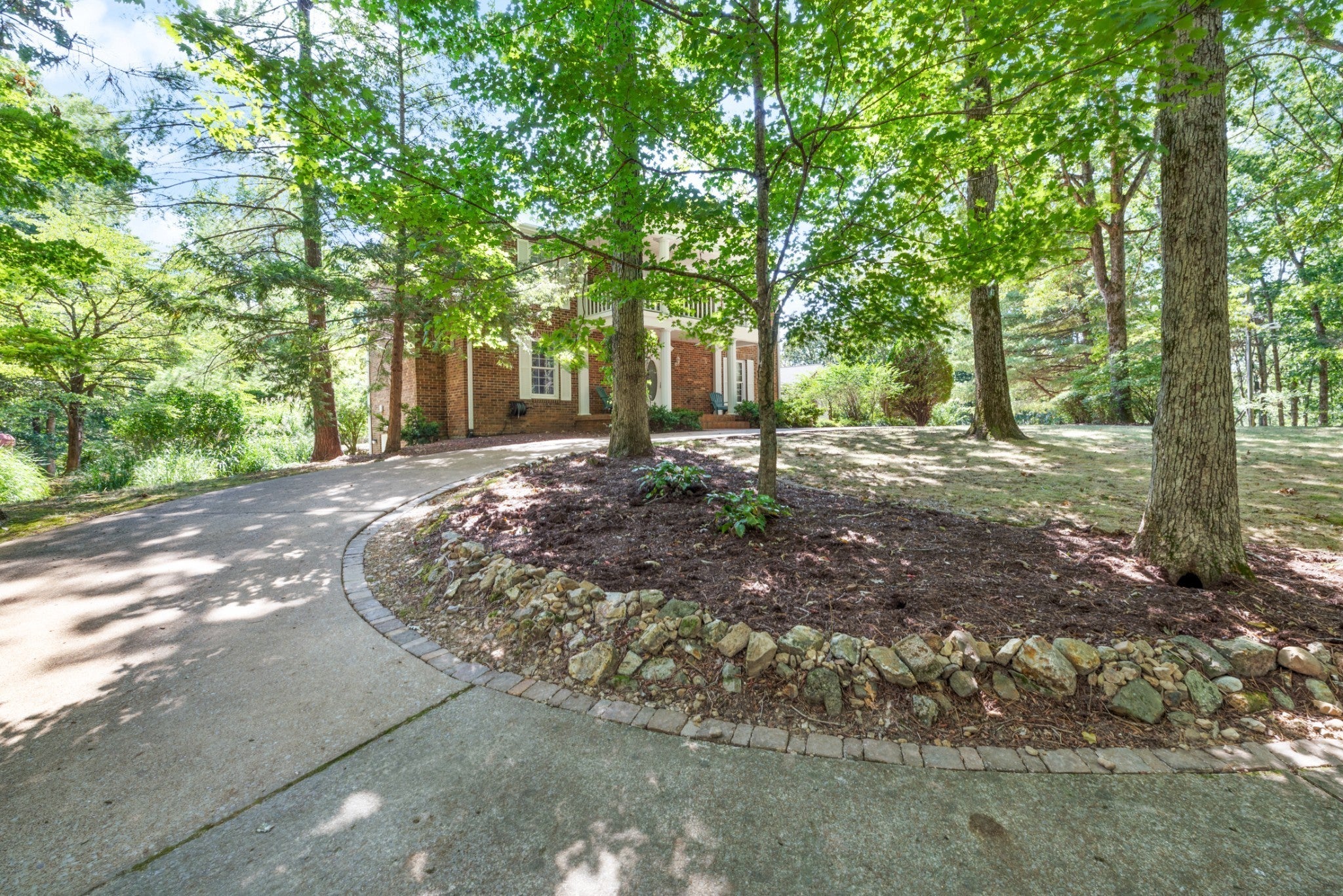 7422 Indian Creek Rd — photo