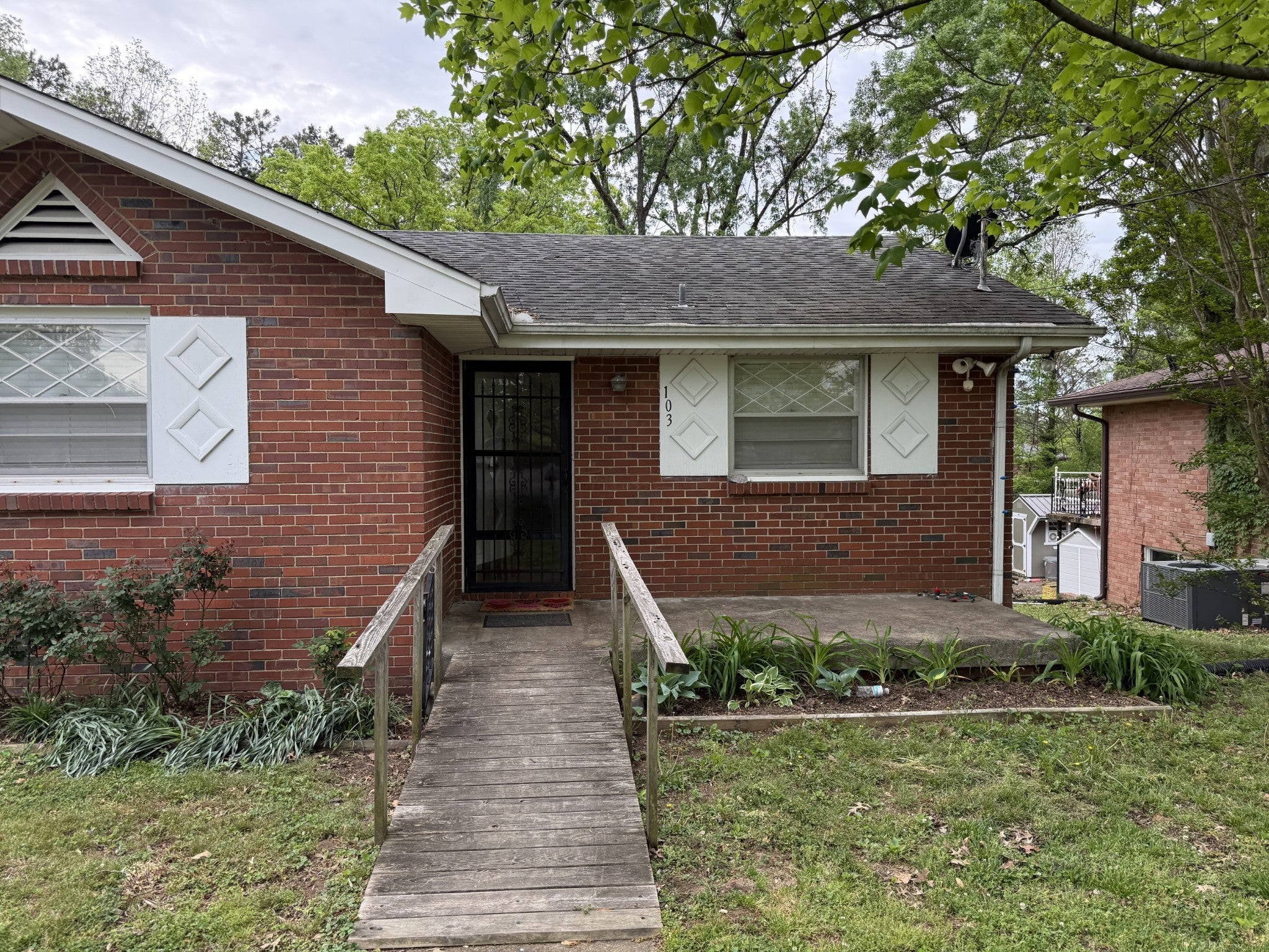 103 Ryburn Dr — photo