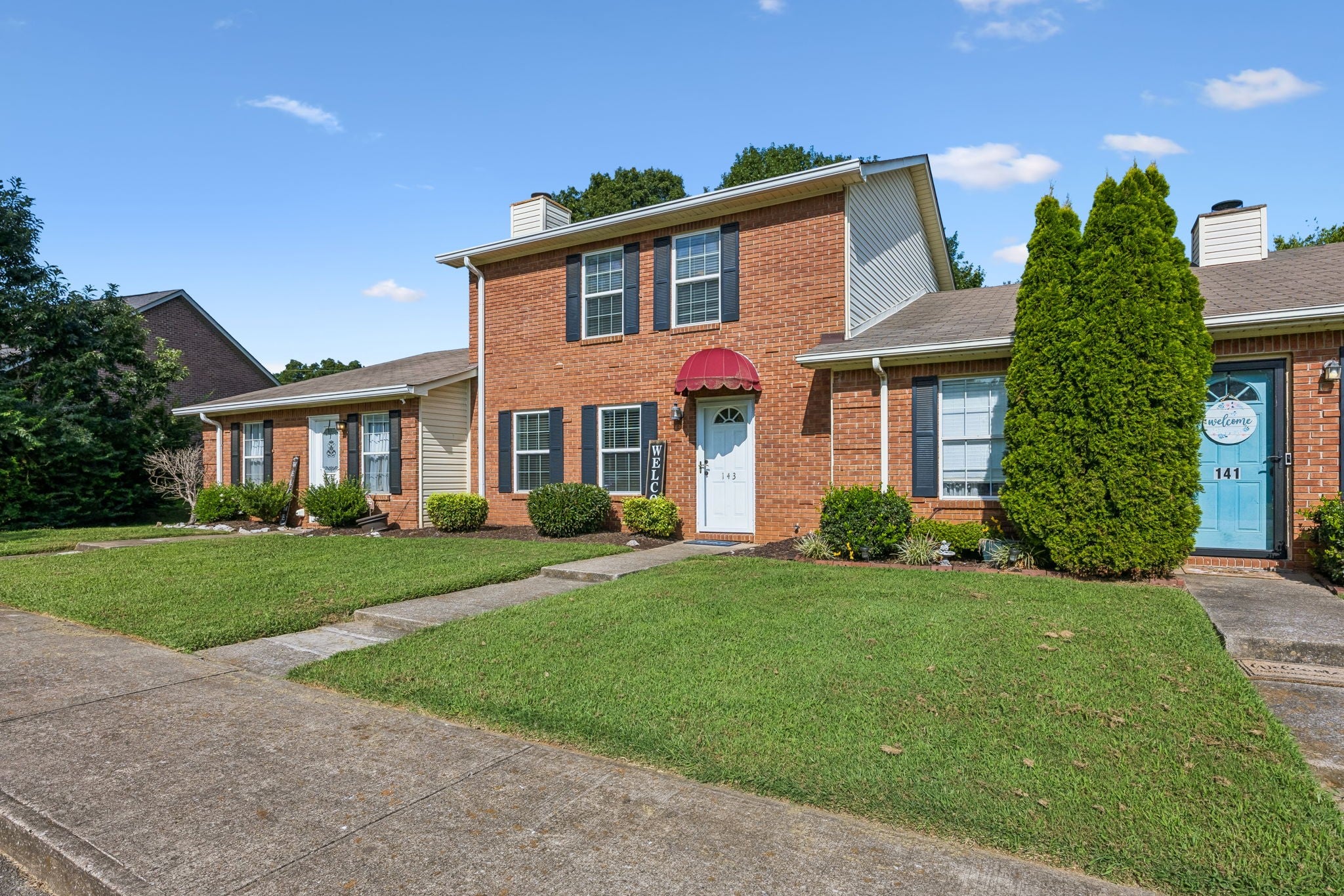 143 Stokes Dr — photo