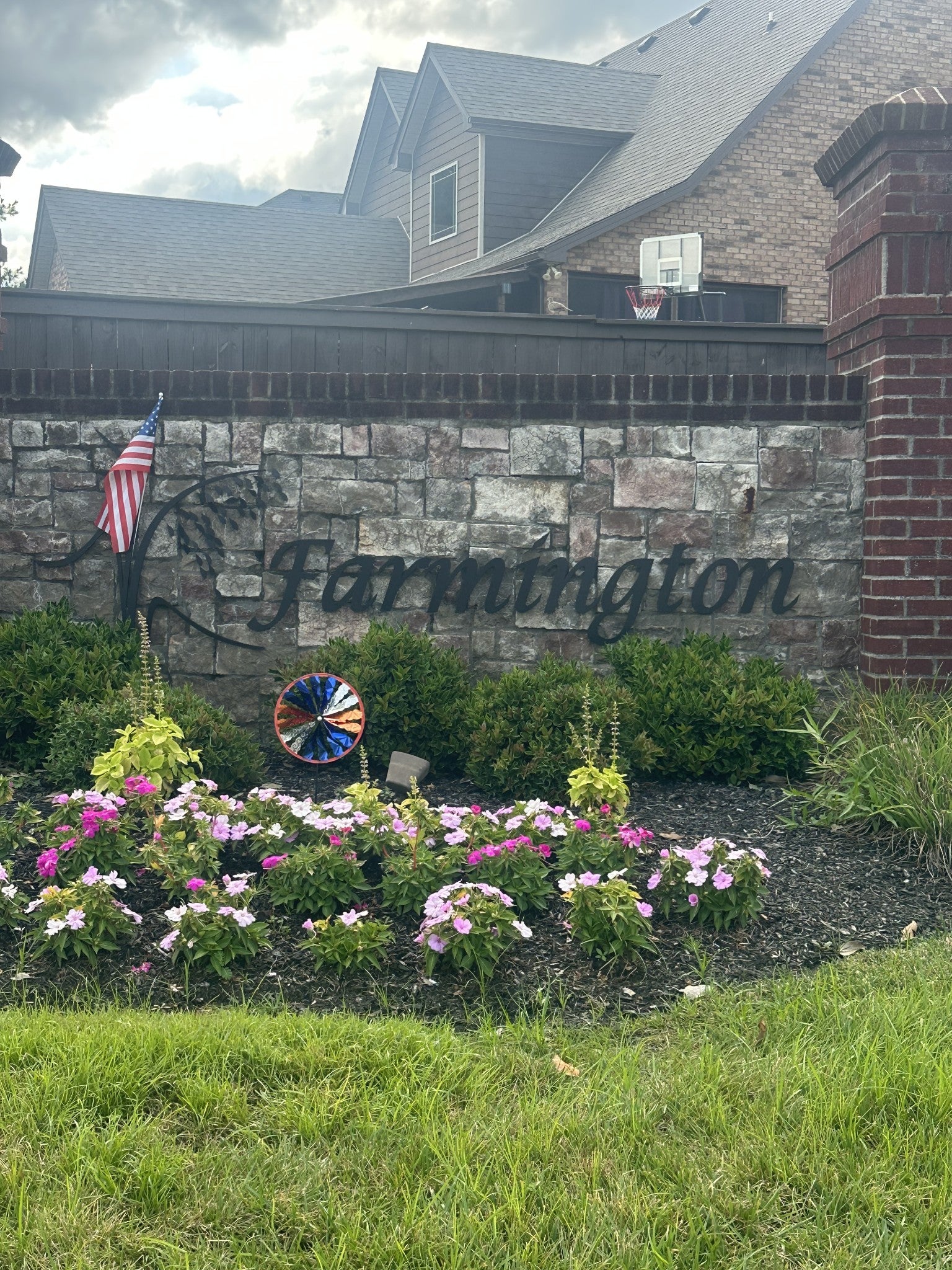 304 Retriever Ct — photo