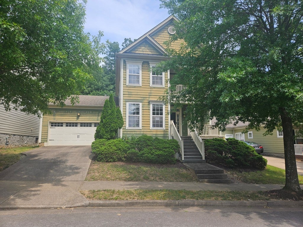 4323 Barnes Cove Dr — photo