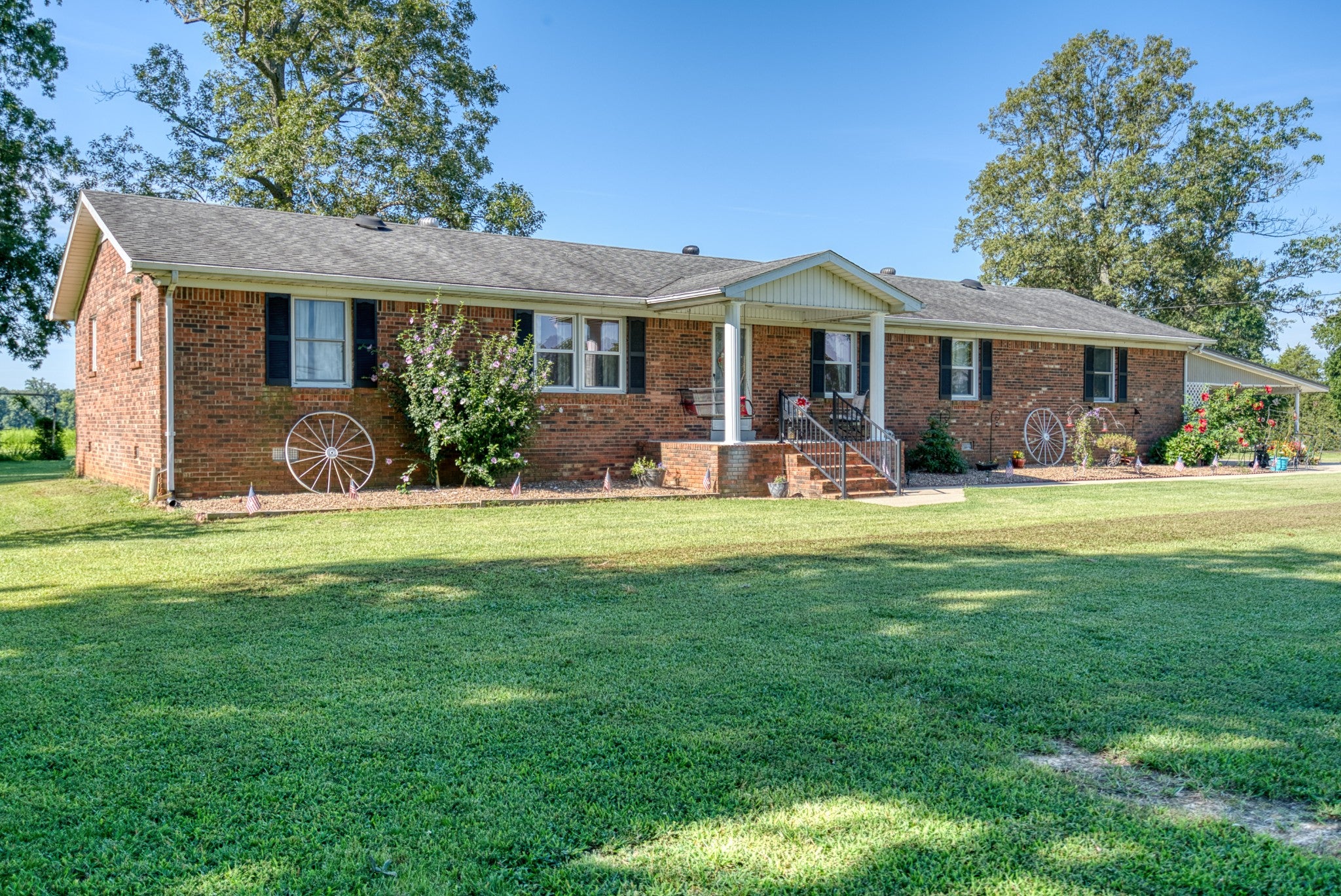 1402 Stuart Chapel Rd — photo