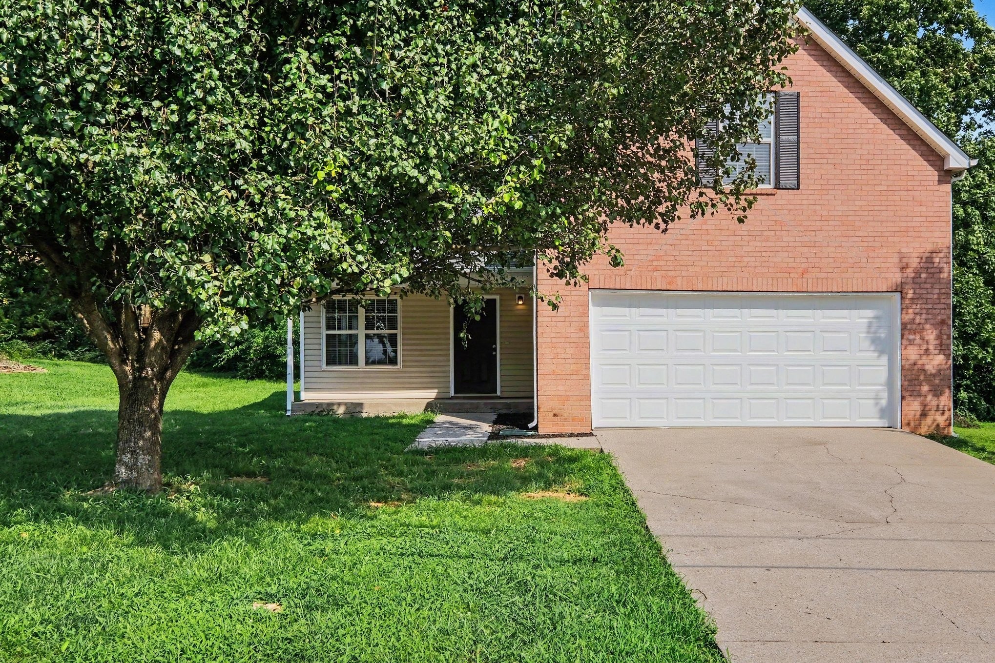 1109 Benton Mason Dr — photo