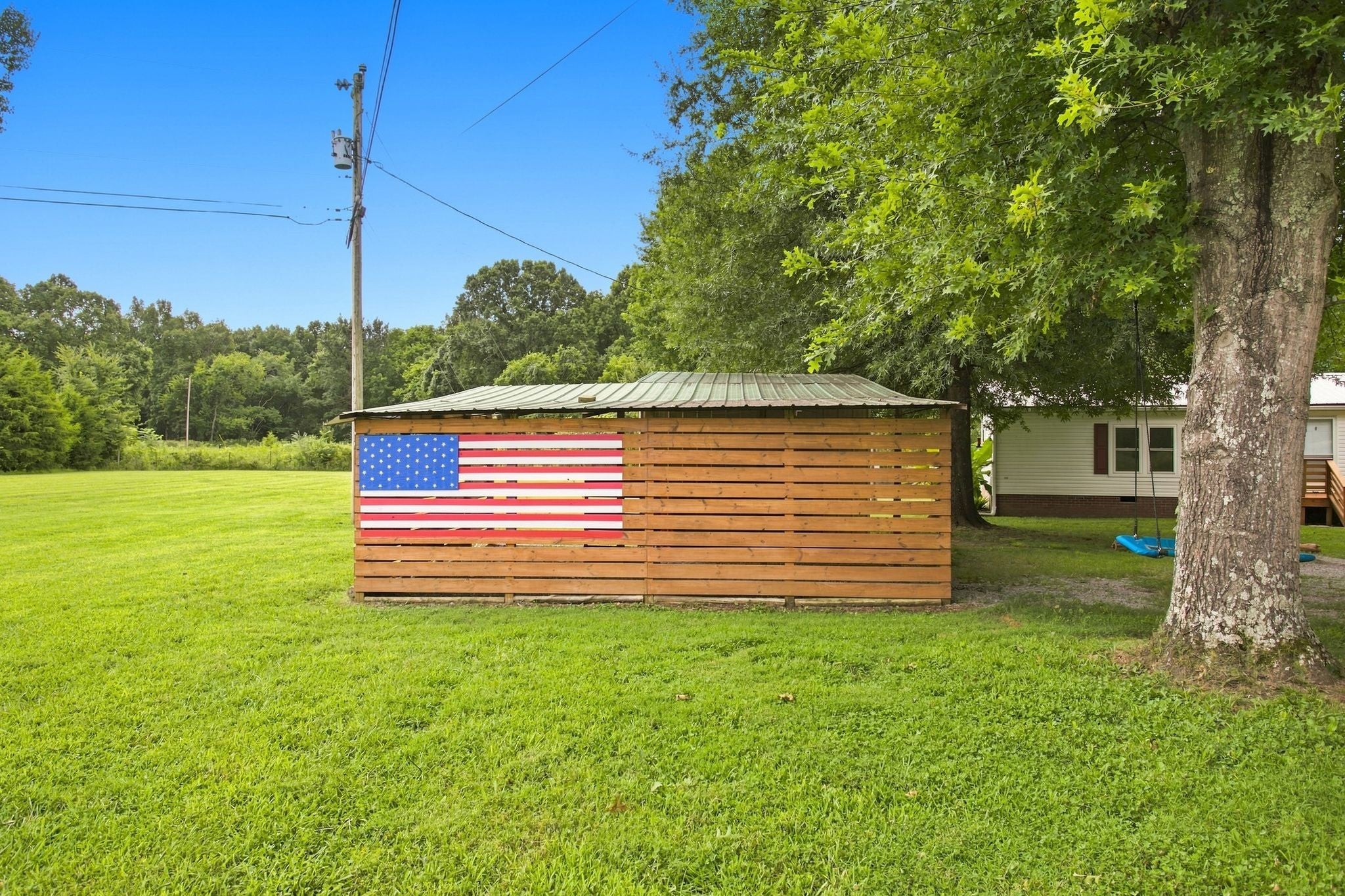 2299 Old Farmington Rd — photo