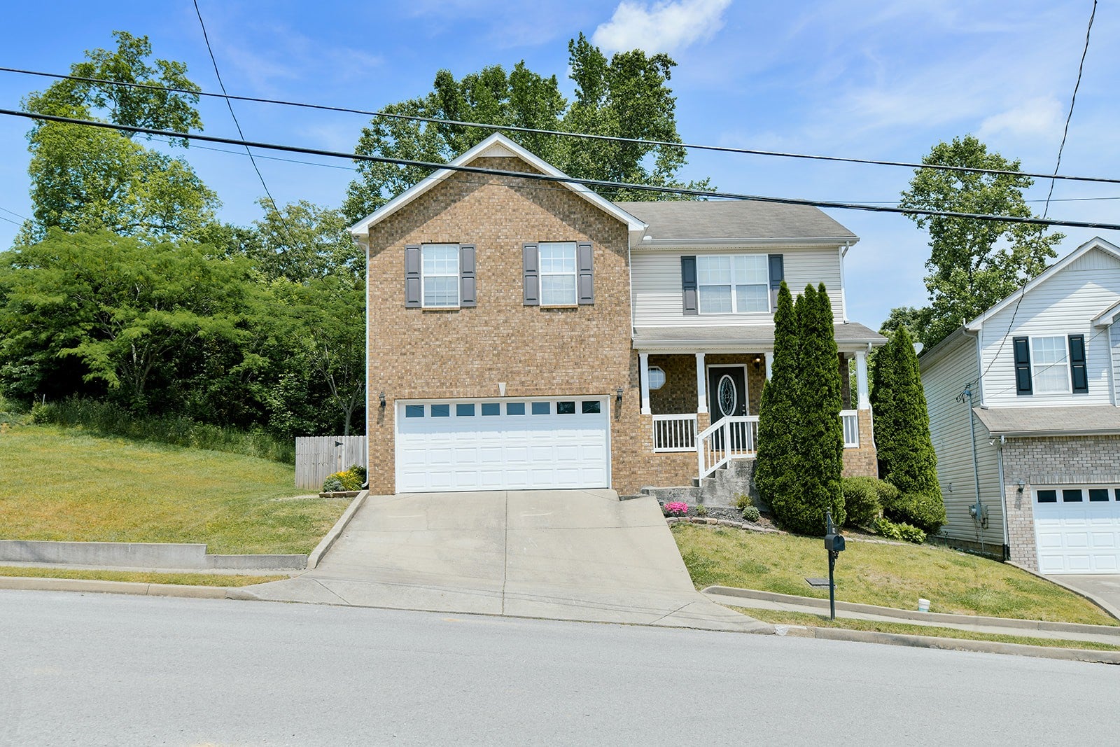 132 Tulip Grove Pt — photo
