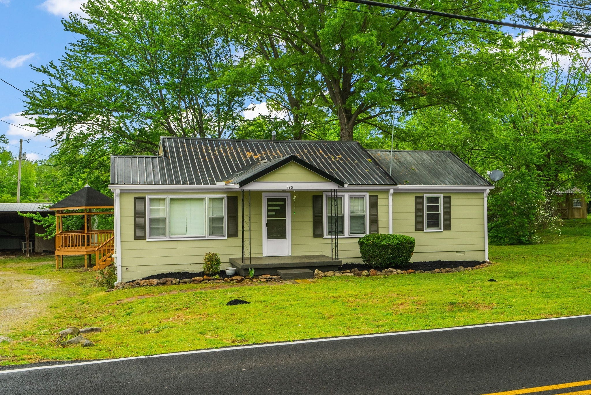 328 Portland Blvd — photo