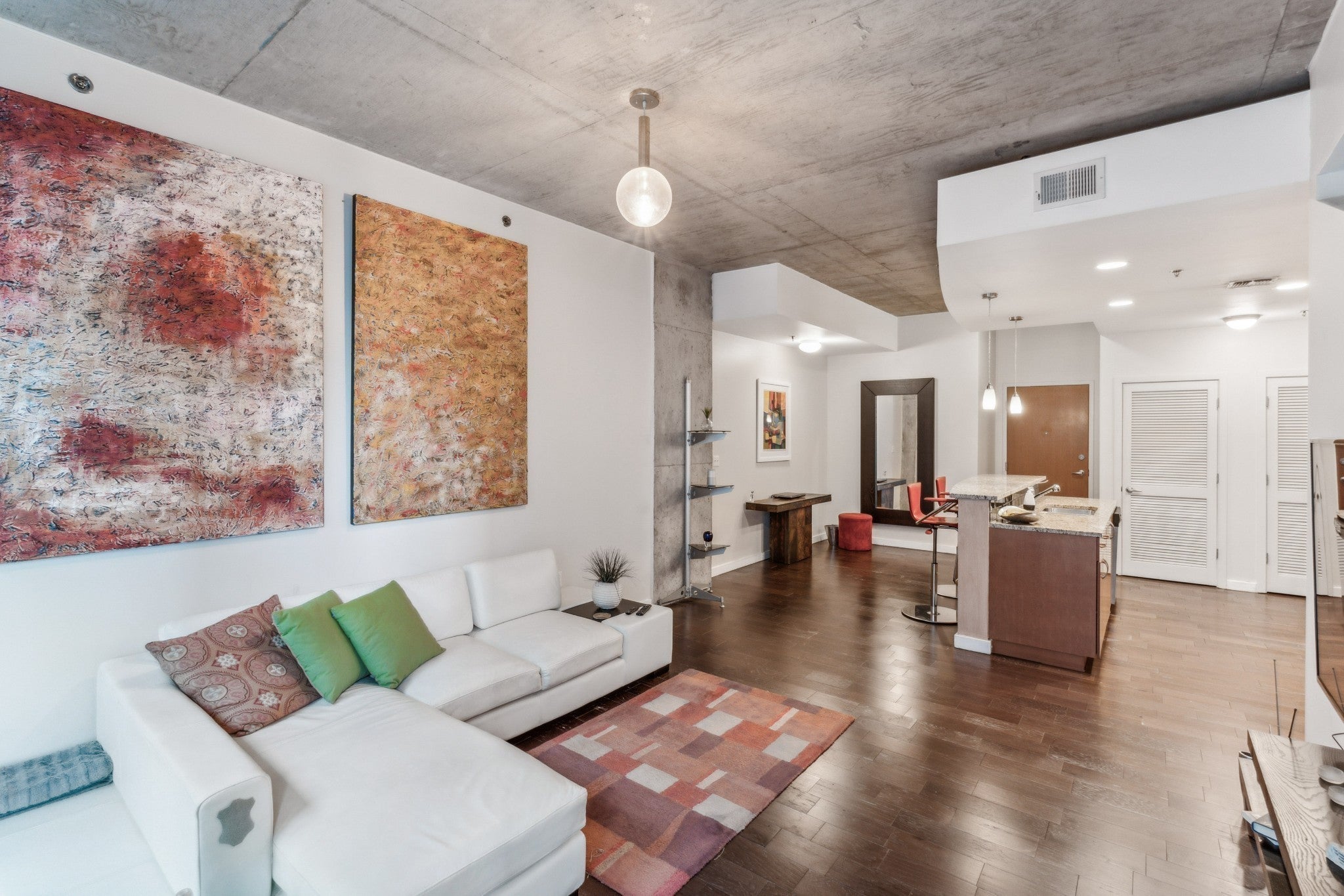 301 Demonbreun St 1015 — photo
