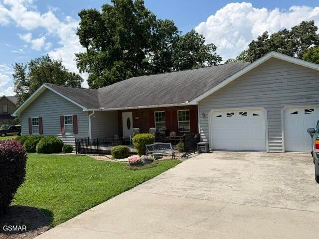 309 Riverdale Drive — photo