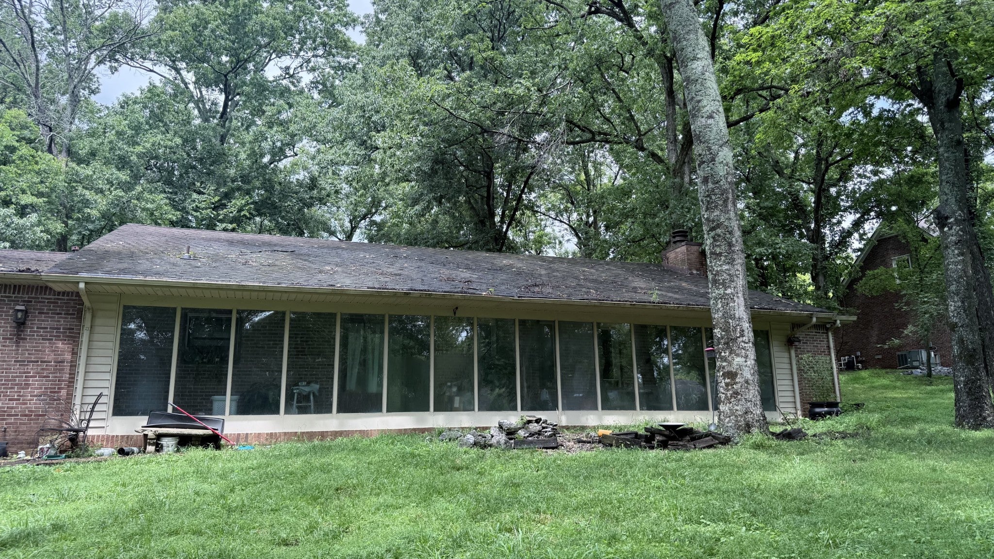 1144 Emily Ct — photo