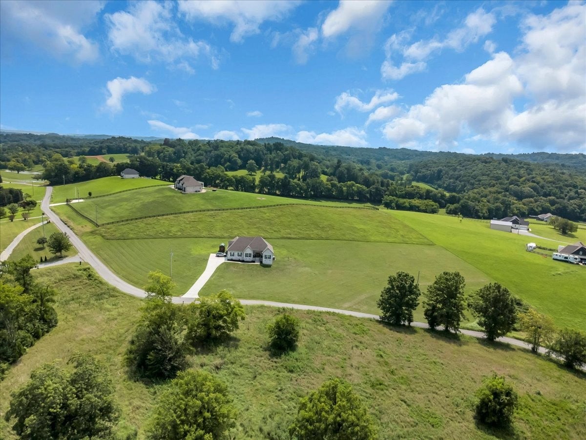 1301 Whiteside Hill Rd — photo