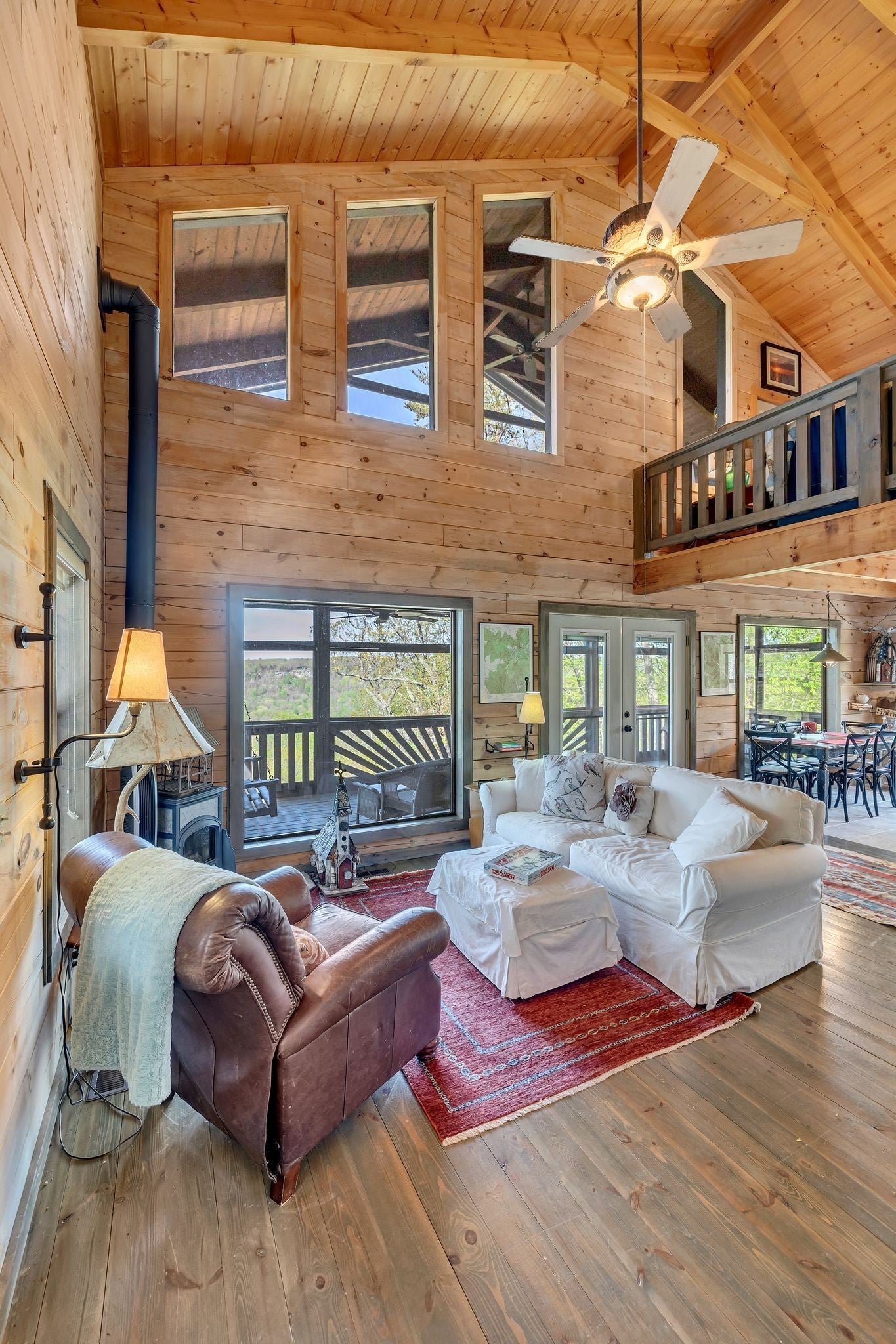 1841 Laurel Lake Dr — photo