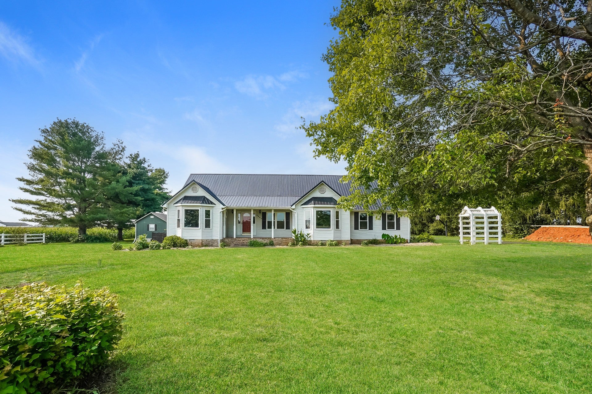 5990 Clarksville Rd — photo