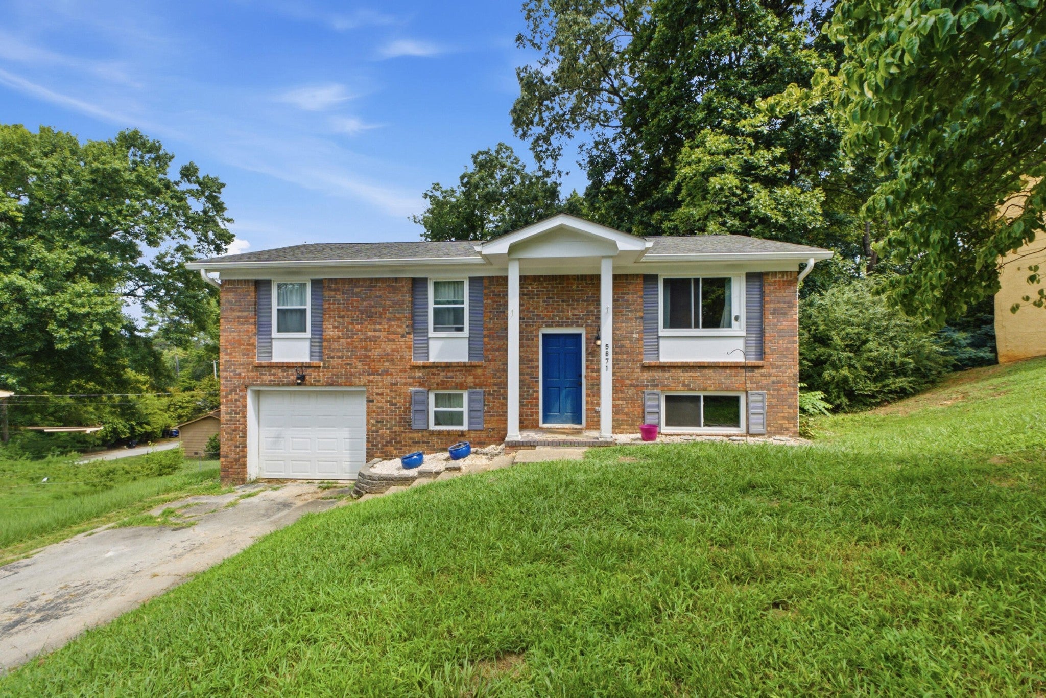 5871 Stonewall Drive — photo