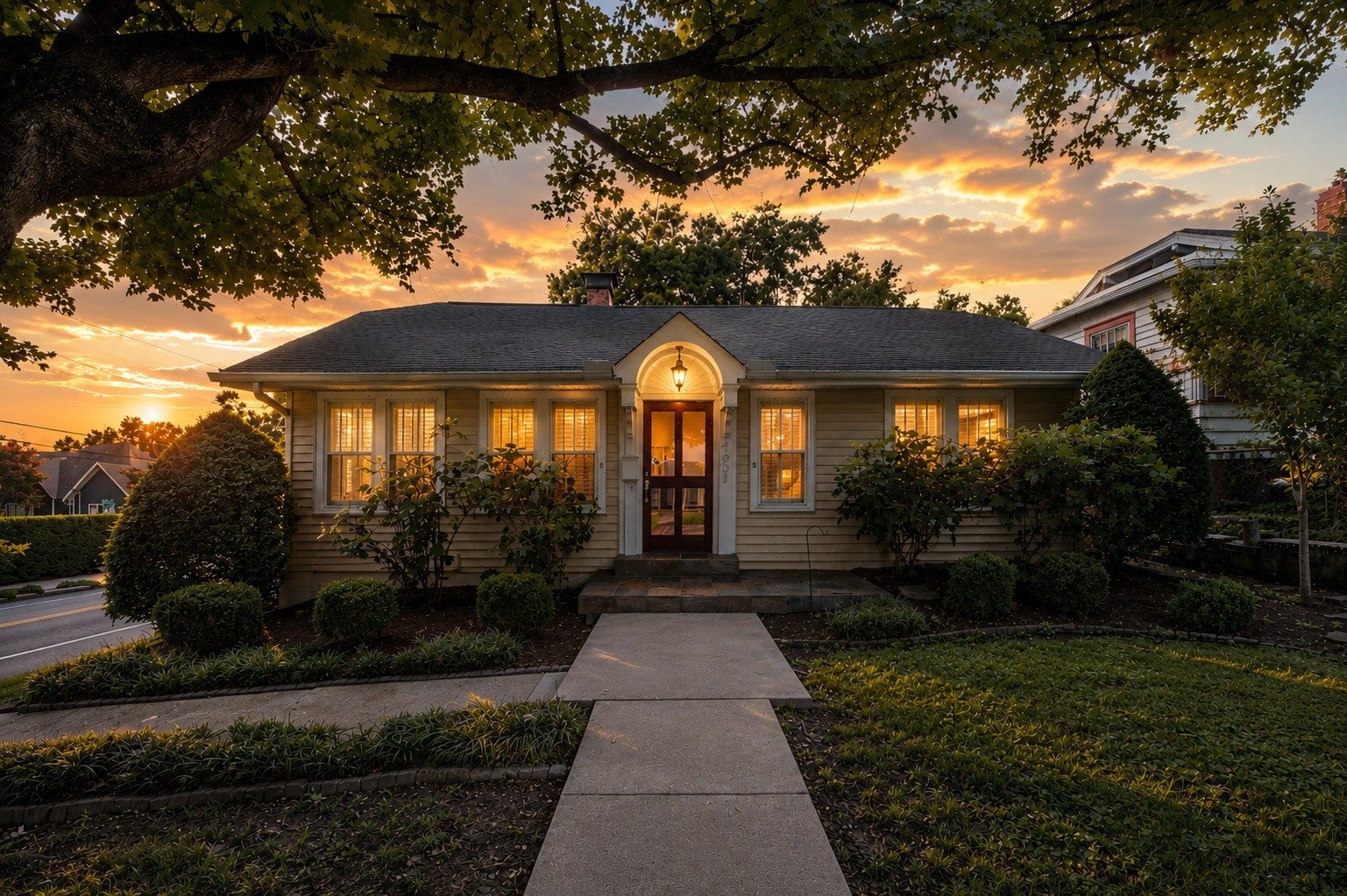 1001 Caldwell Ave — photo