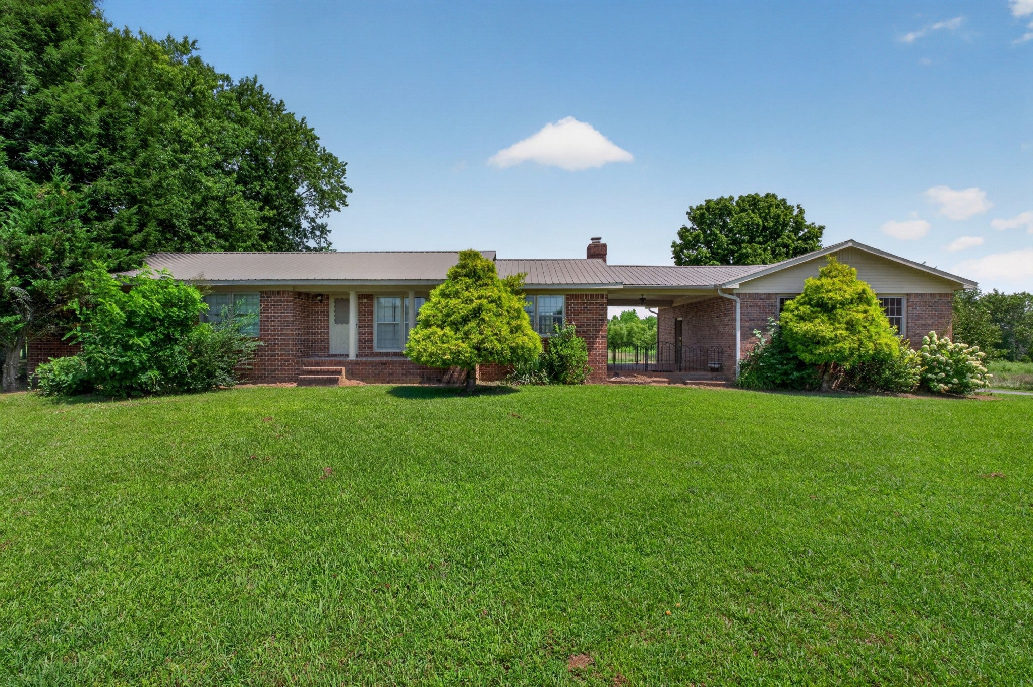 687 Dan Jones Rd — photo