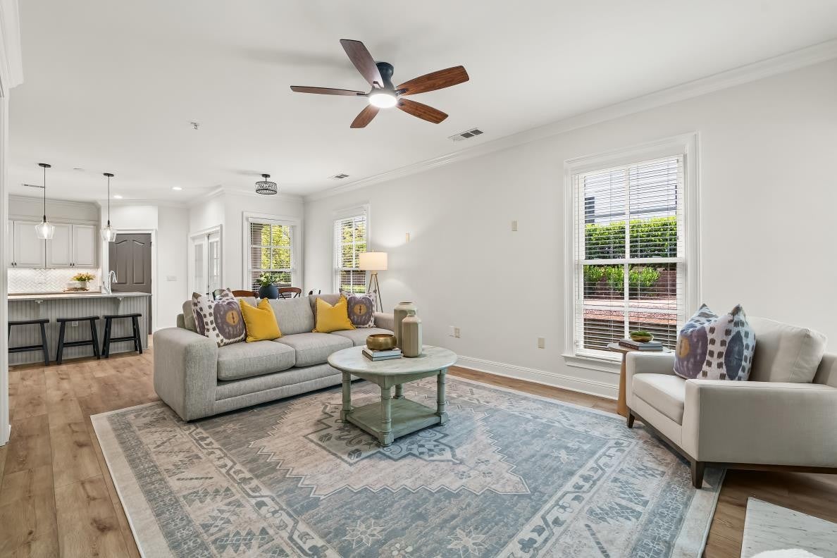 311 Grant Park Dr — photo