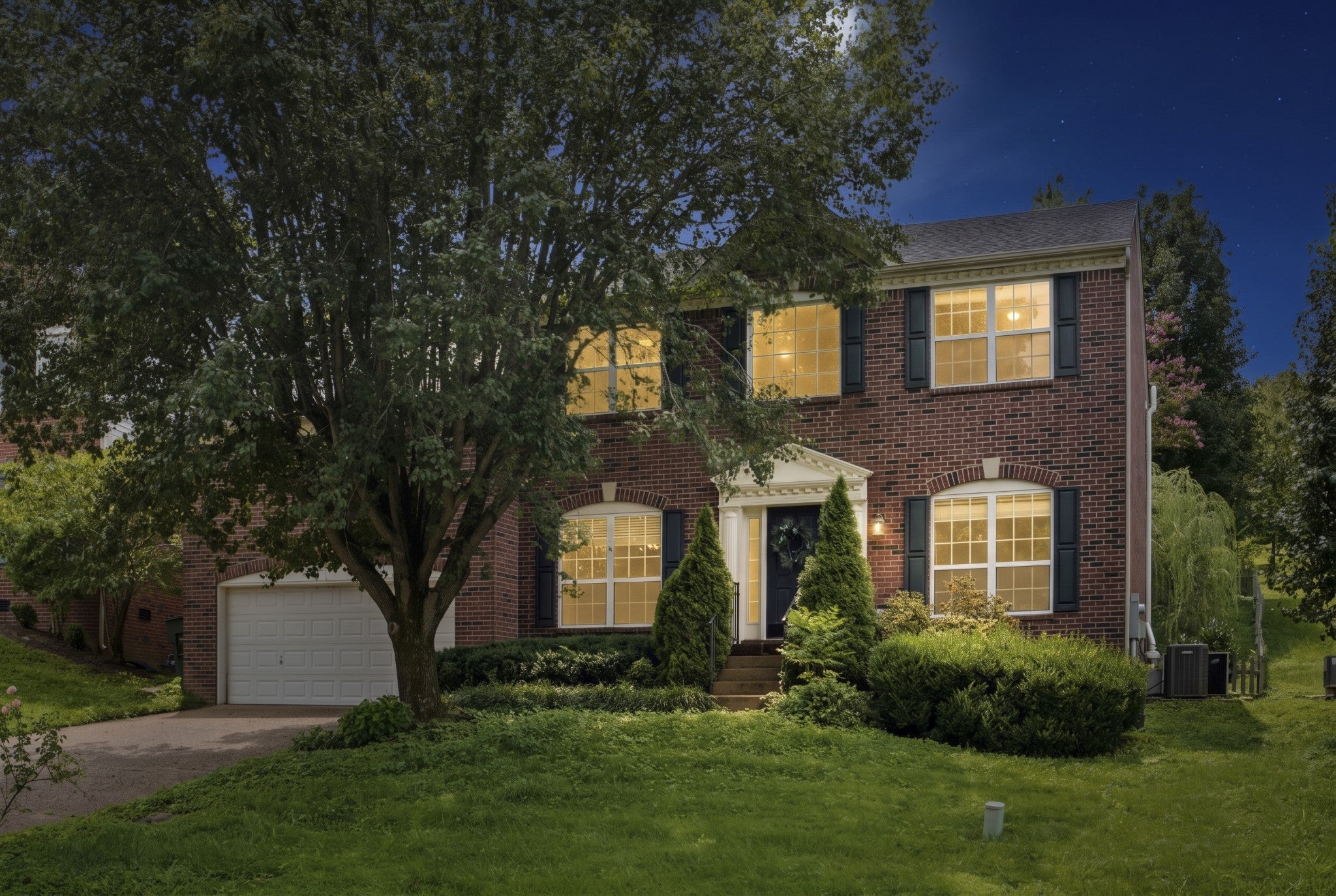 105 Holt Br — photo