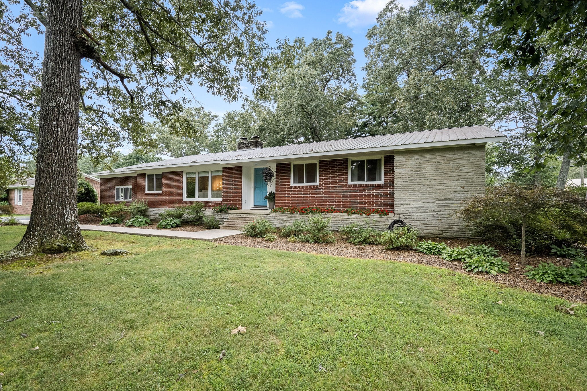 105 Westwood Drive — photo