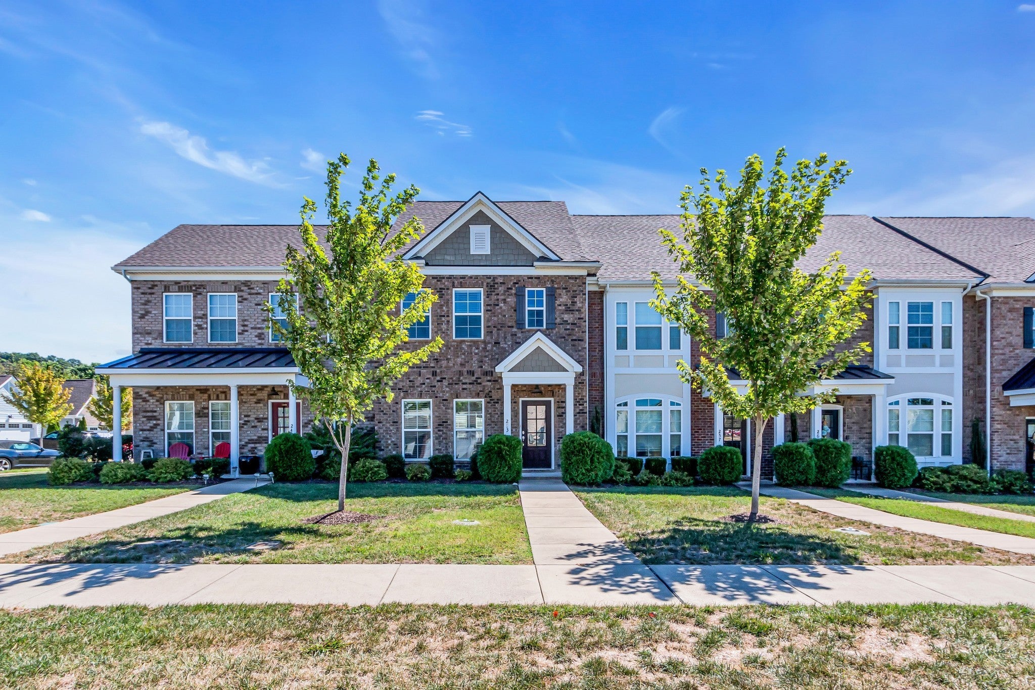 253 Mary Ann Cir — photo