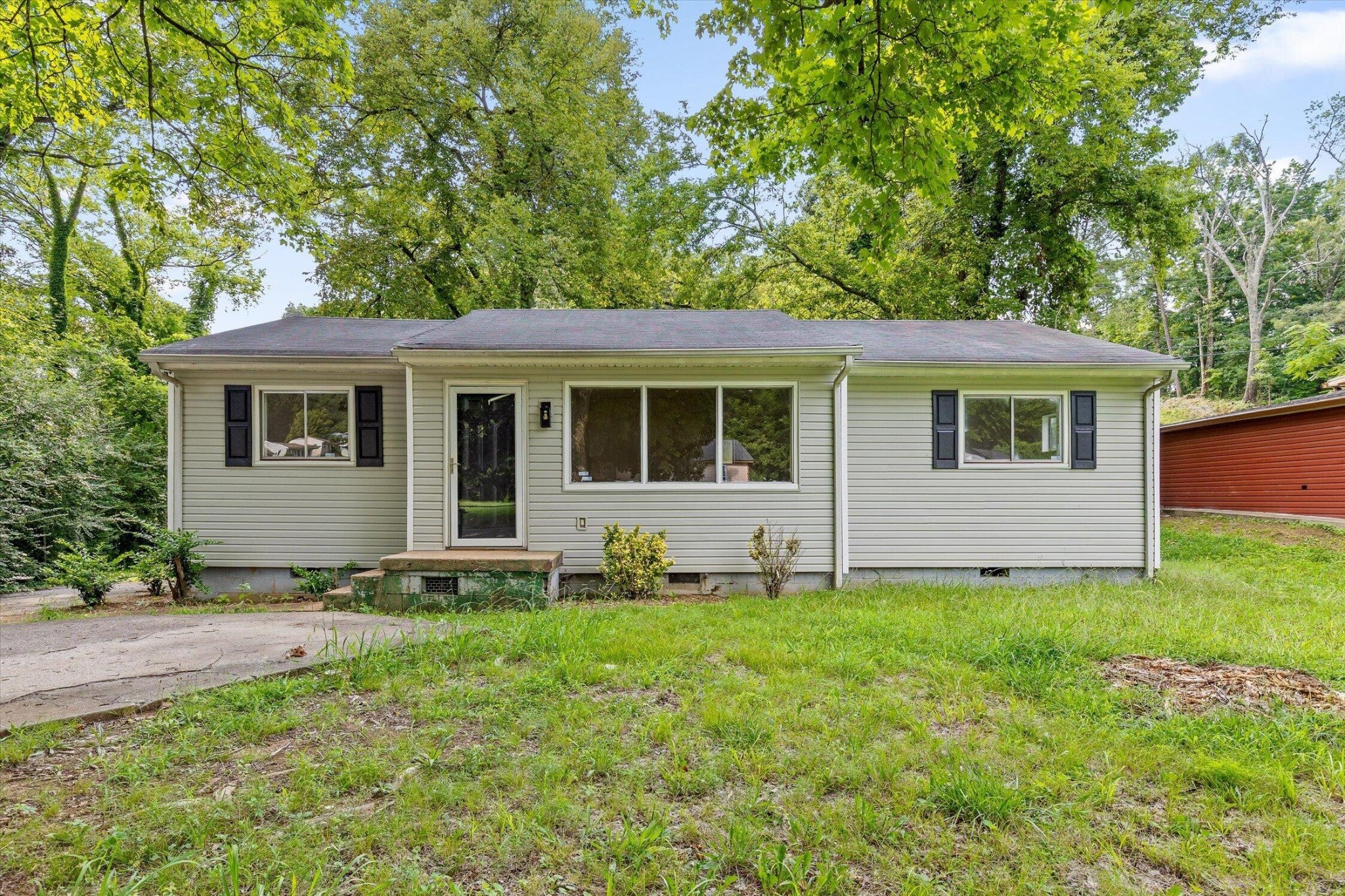 1720 Cambridge Drive — photo