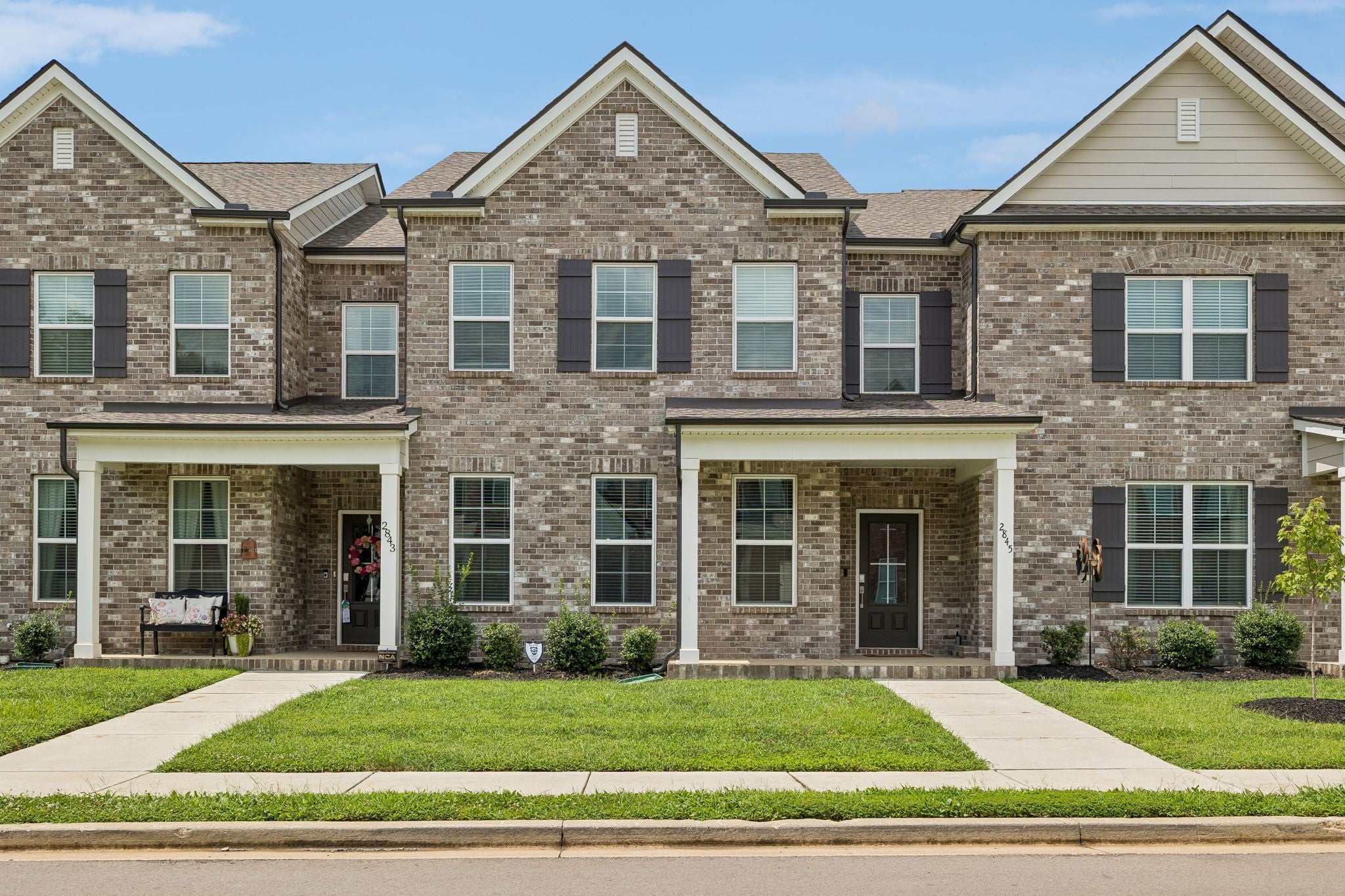 2845 Suzanne Landon Dr — photo