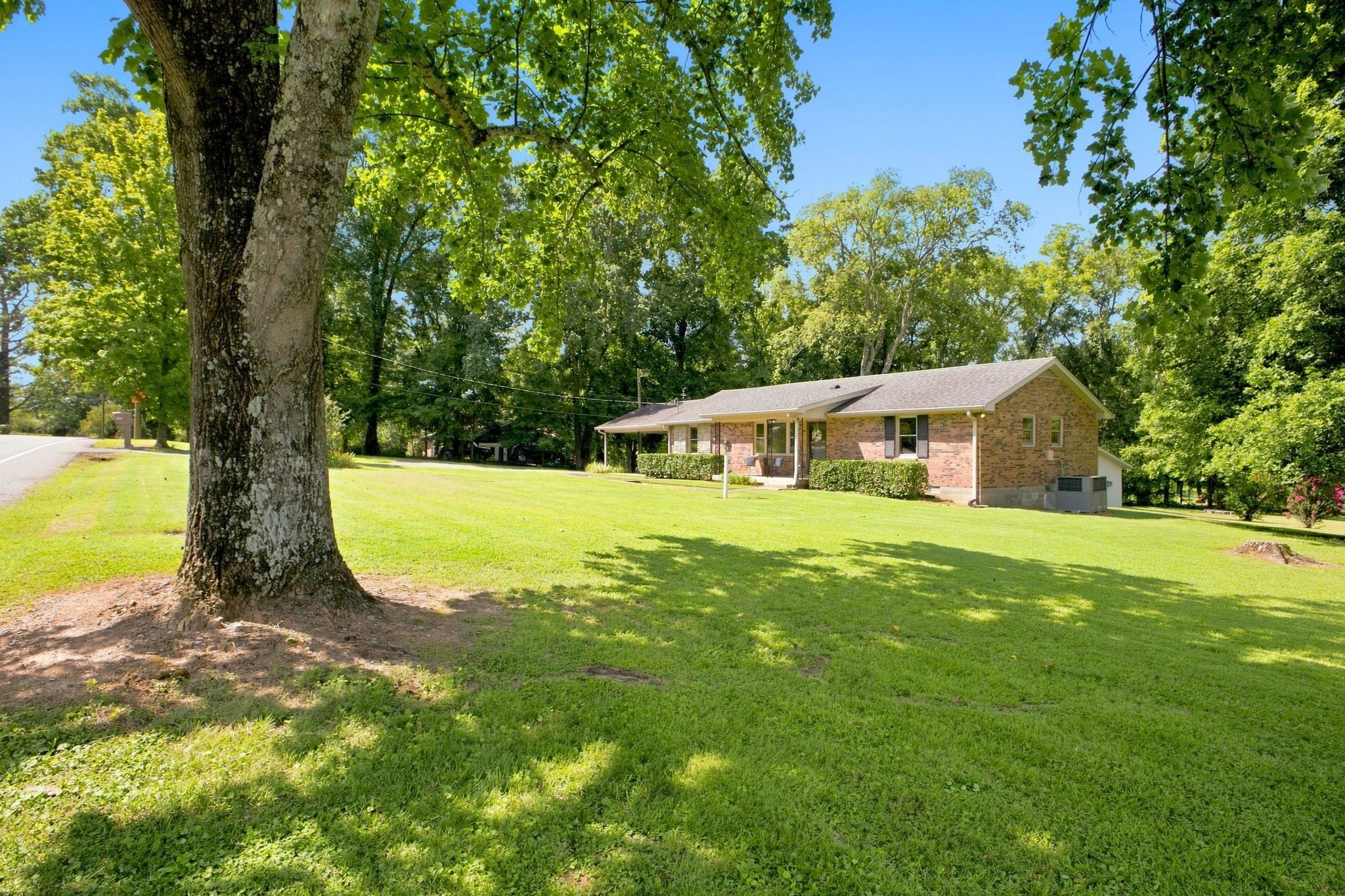 5757 Pettus Rd — photo