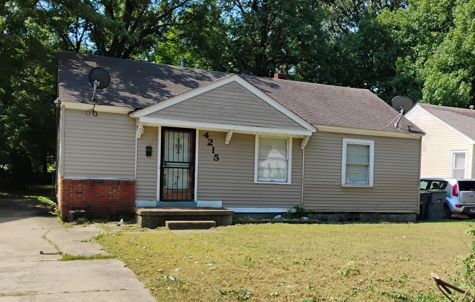 4215 Boyce Ave — photo