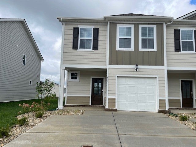 827 Big Bend Ct — photo