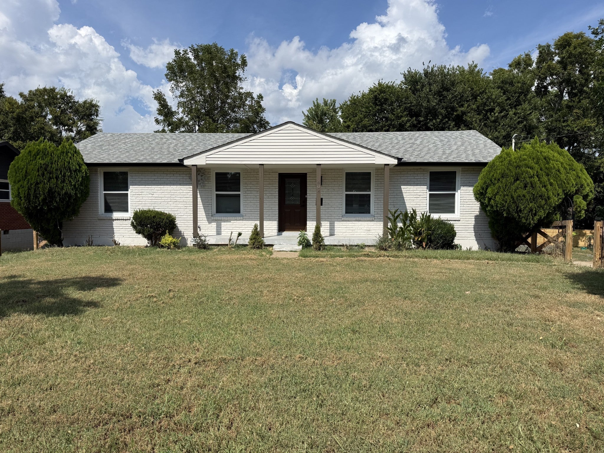 604 Harding Pl — photo