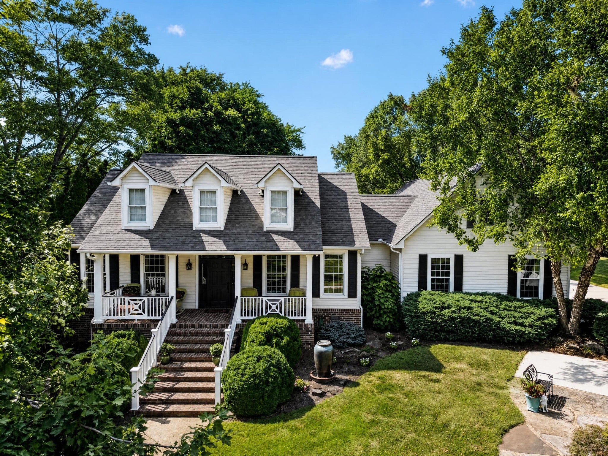 186 Lakeview Cove Drive — photo