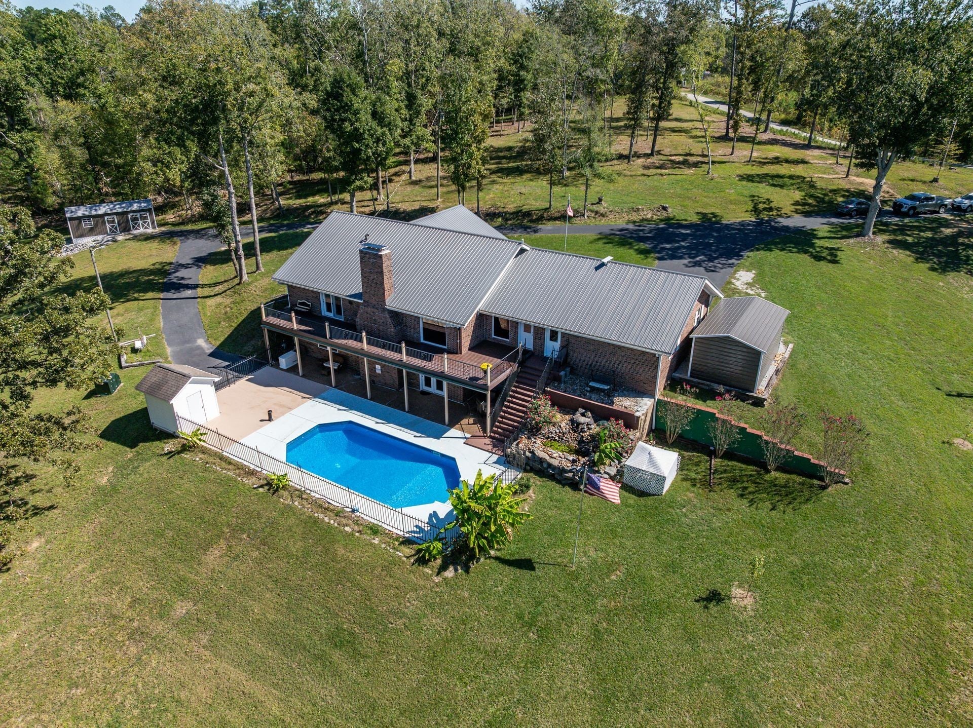 2743 Mouse Tail Rd — photo