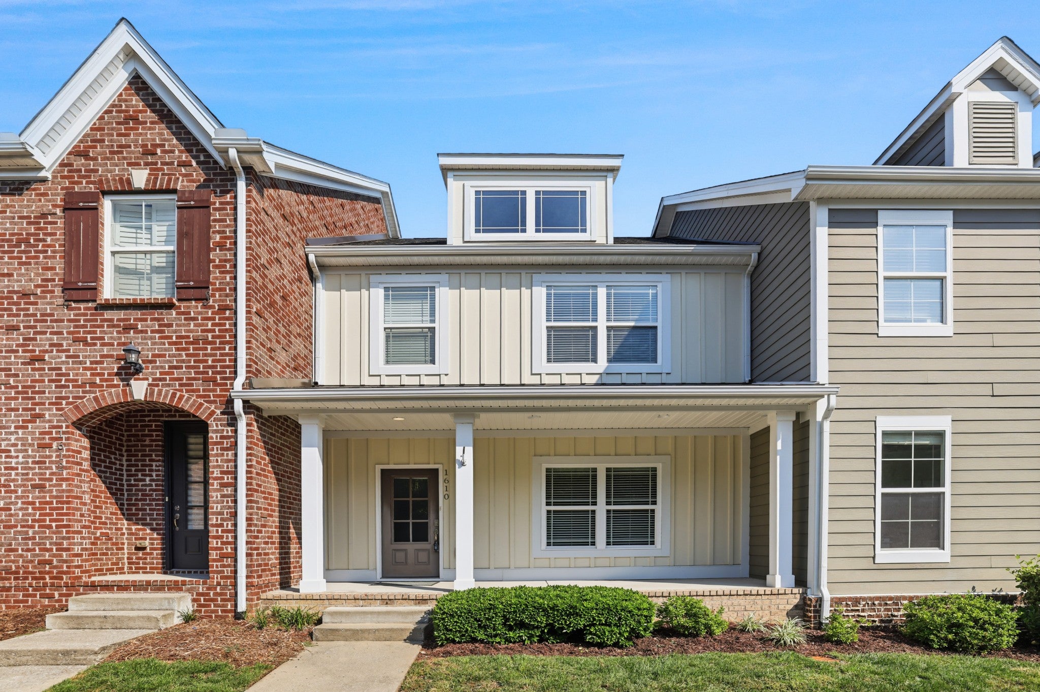 1610 Shadow Green Dr — photo