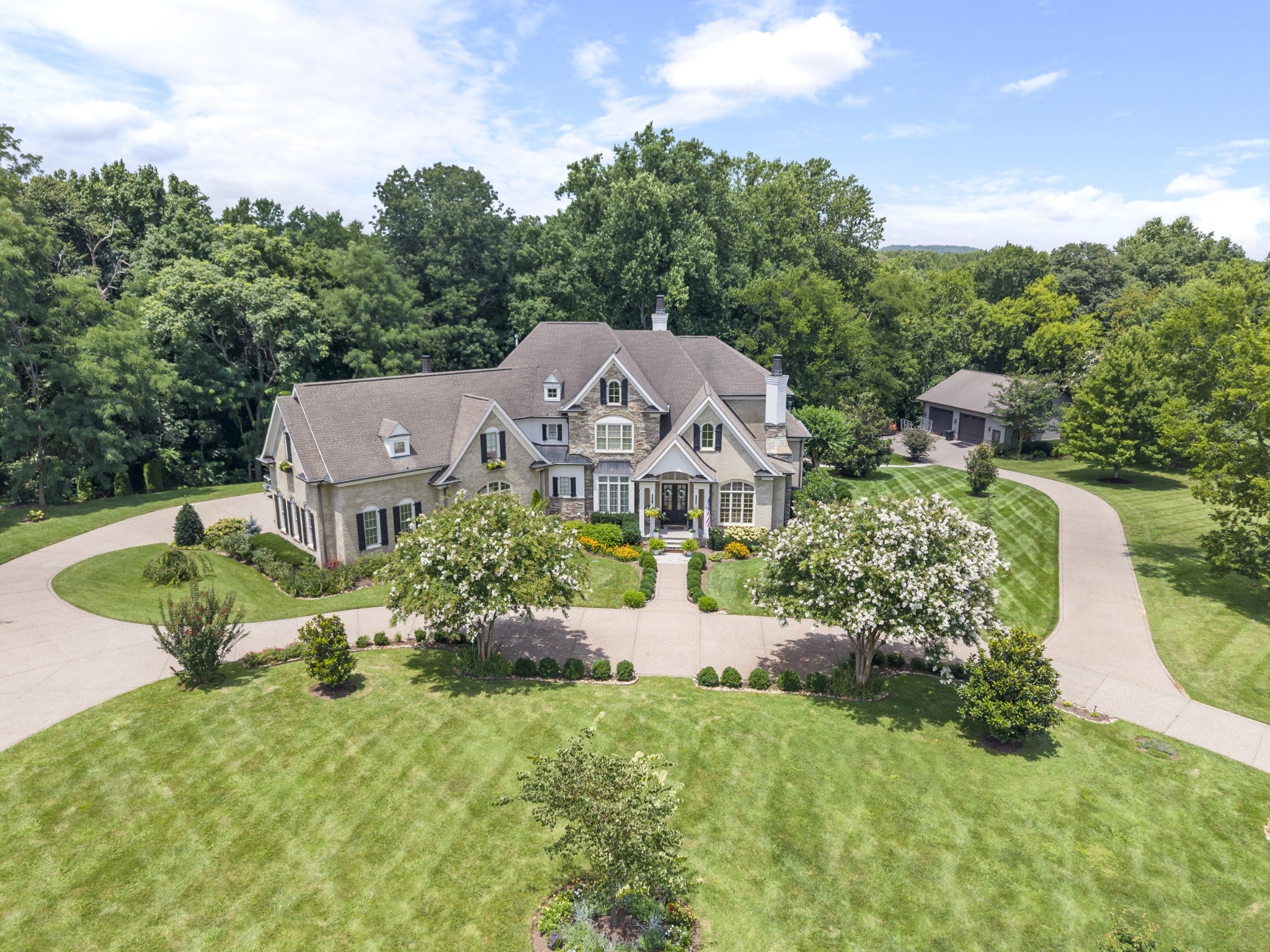 3300 Bridle Path Ct — photo