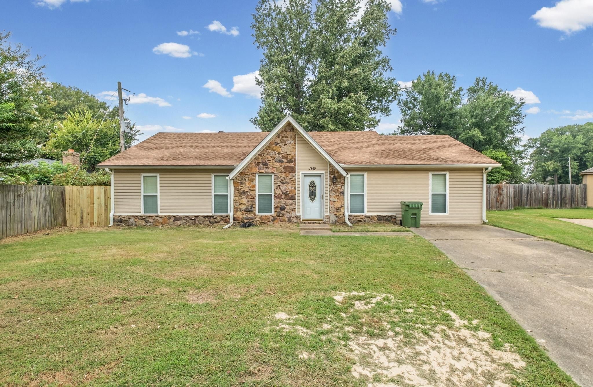 7869 Sweet Bark Rd — photo