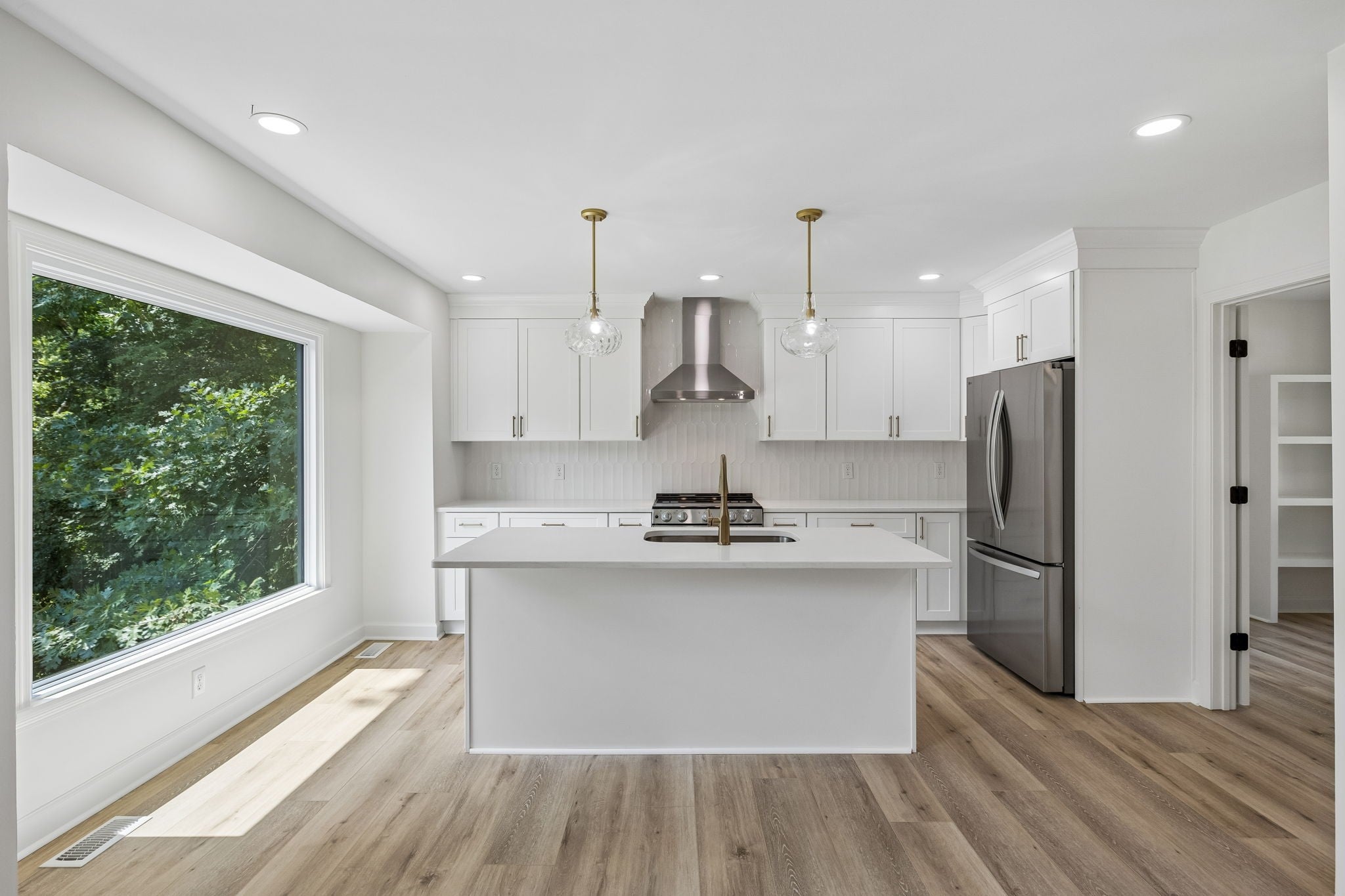 108 Airfloat Dr — photo