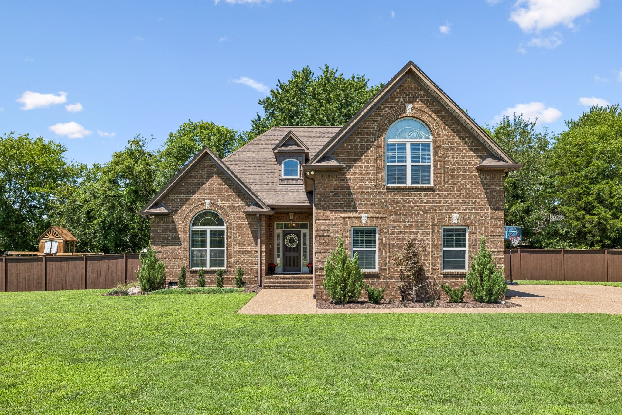 807 Manner Ln — photo