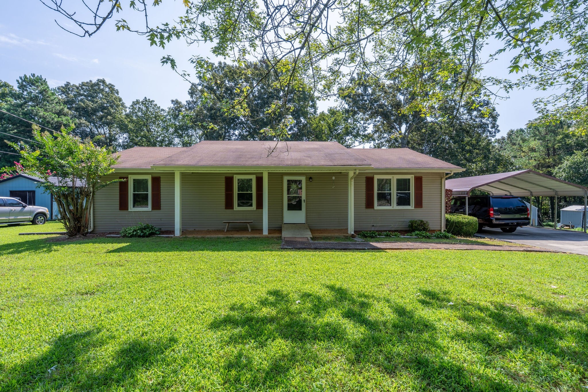 1020 Rosier Rd — photo