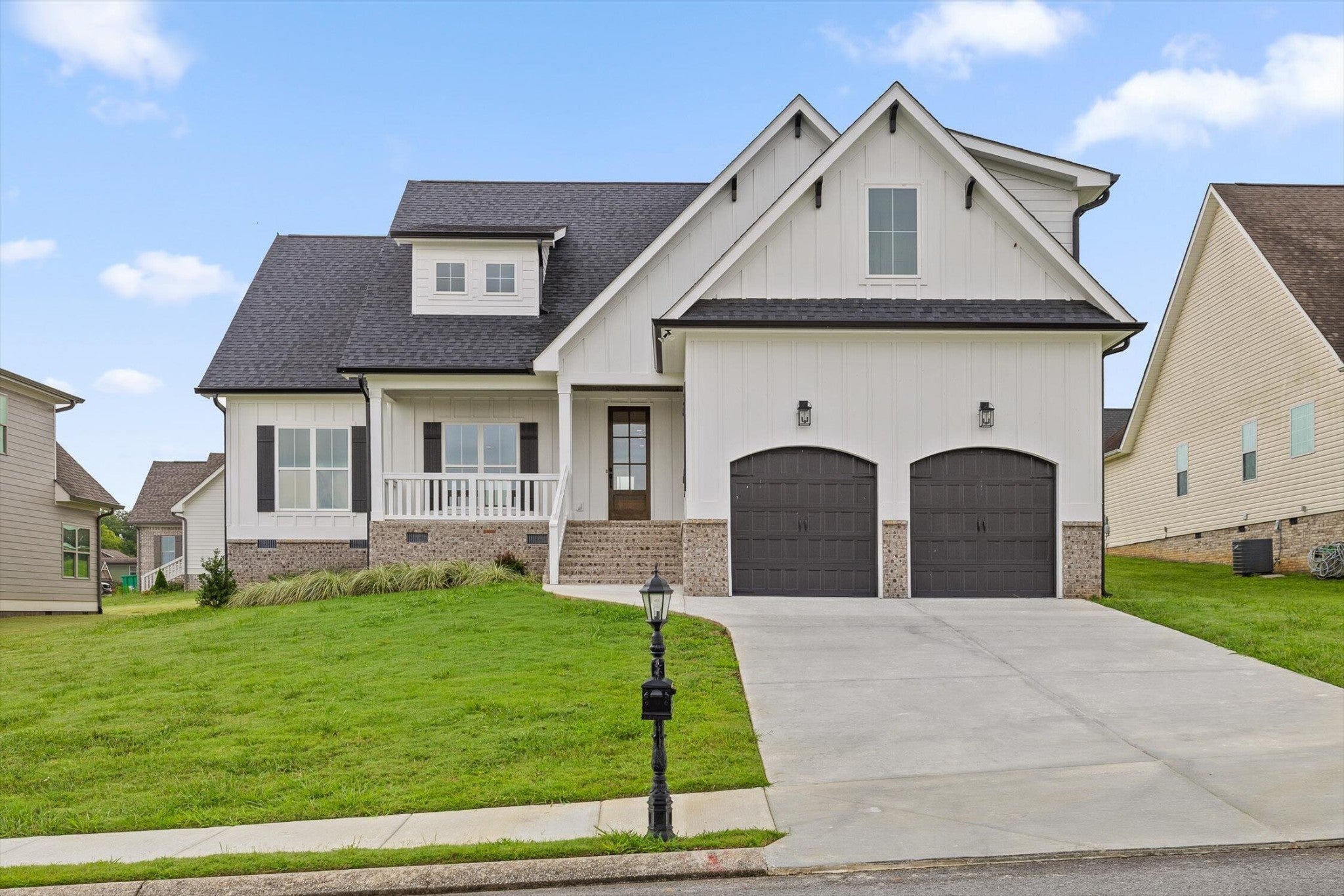 162 Bending Oak Drive — photo